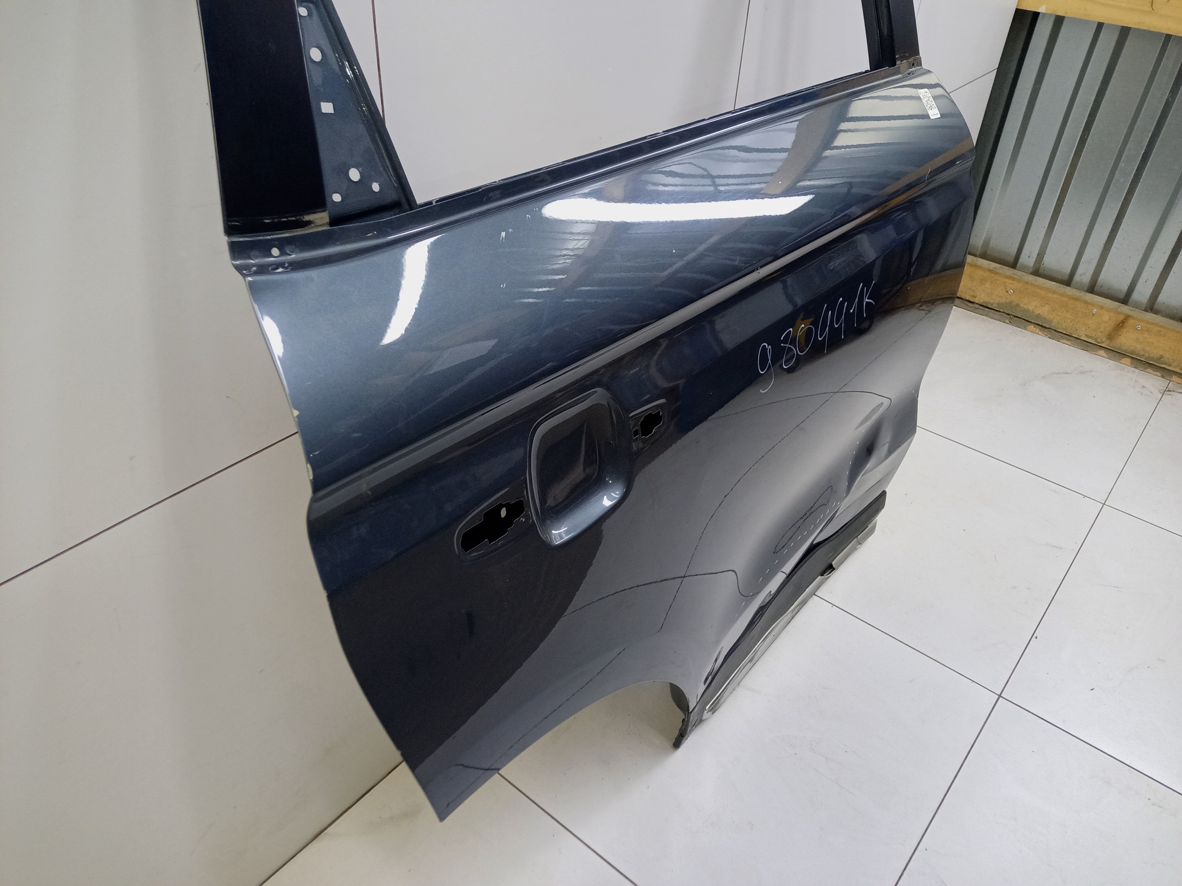 Дверь задняя правая Geely Atlas