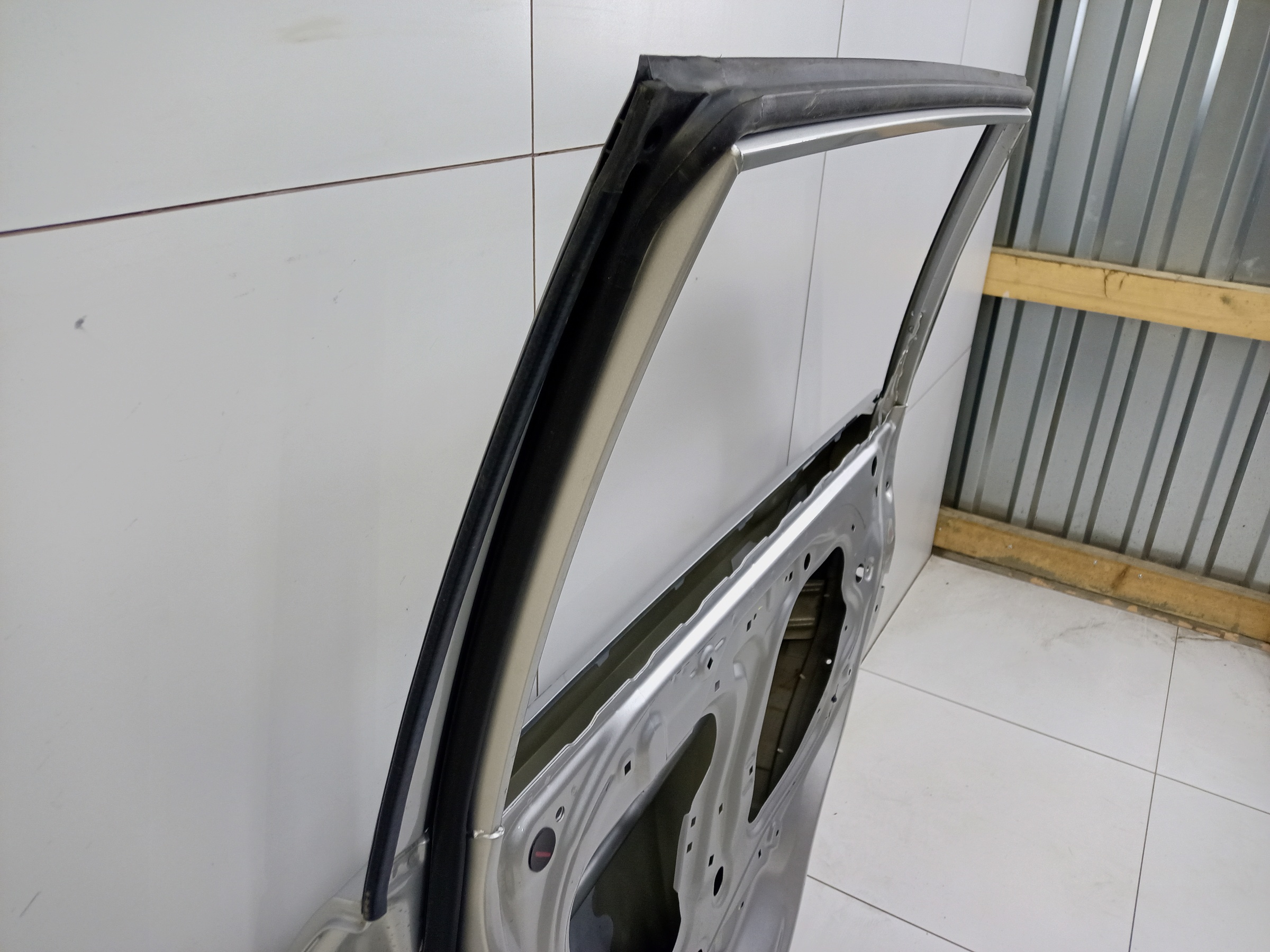 Дверь задняя правая Haval M6 2