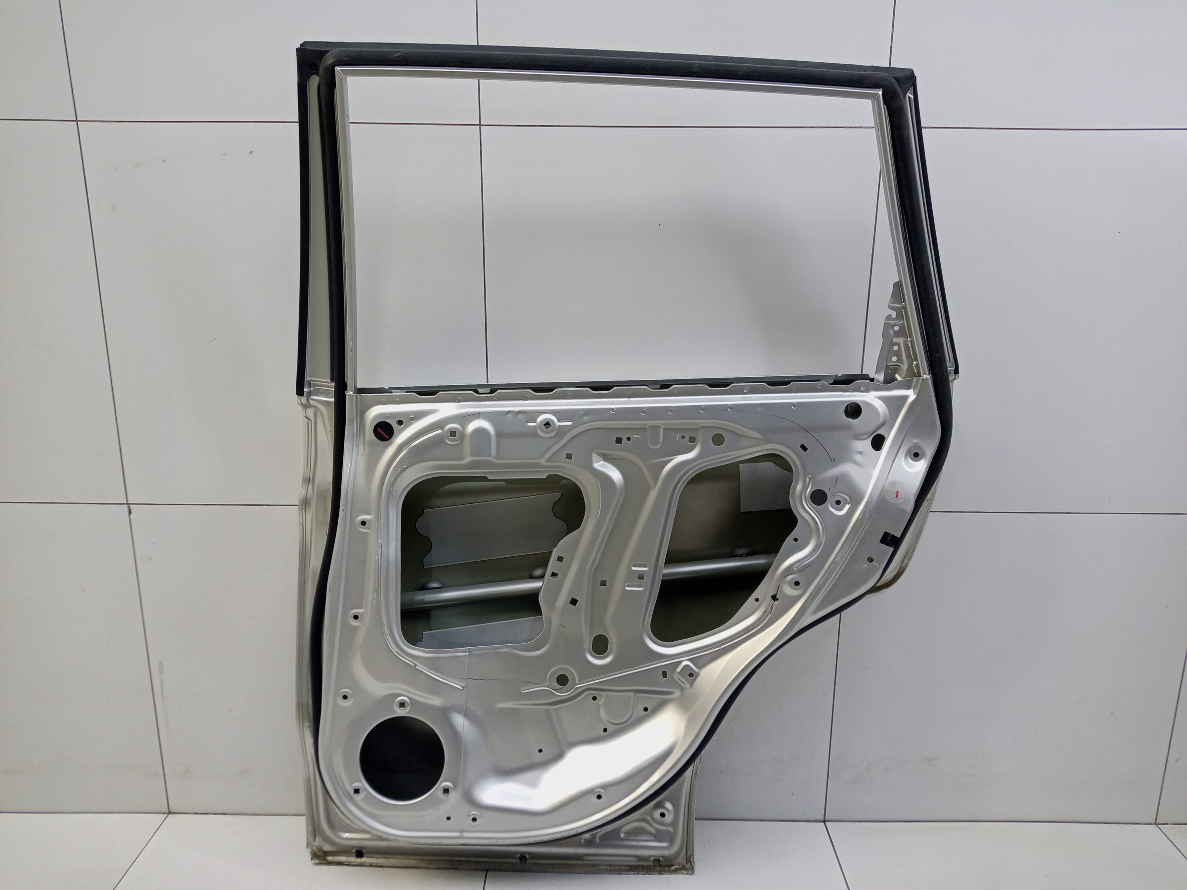 Дверь задняя правая Haval M6 2