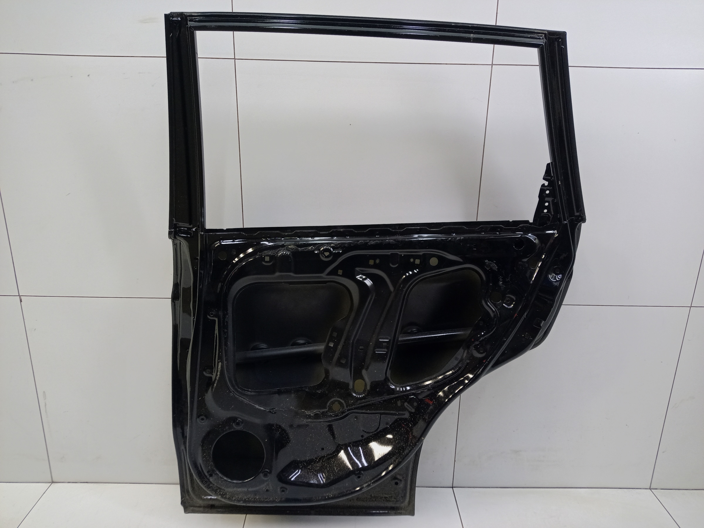 Дверь задняя правая Haval M6 2