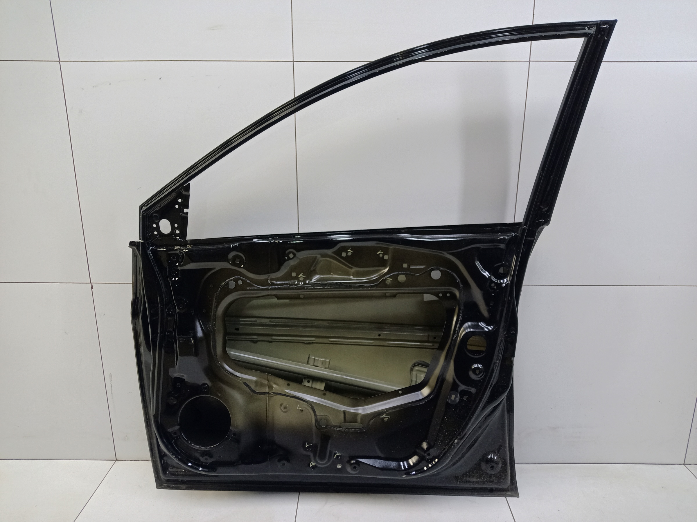 Дверь передняя правая Haval M6 2