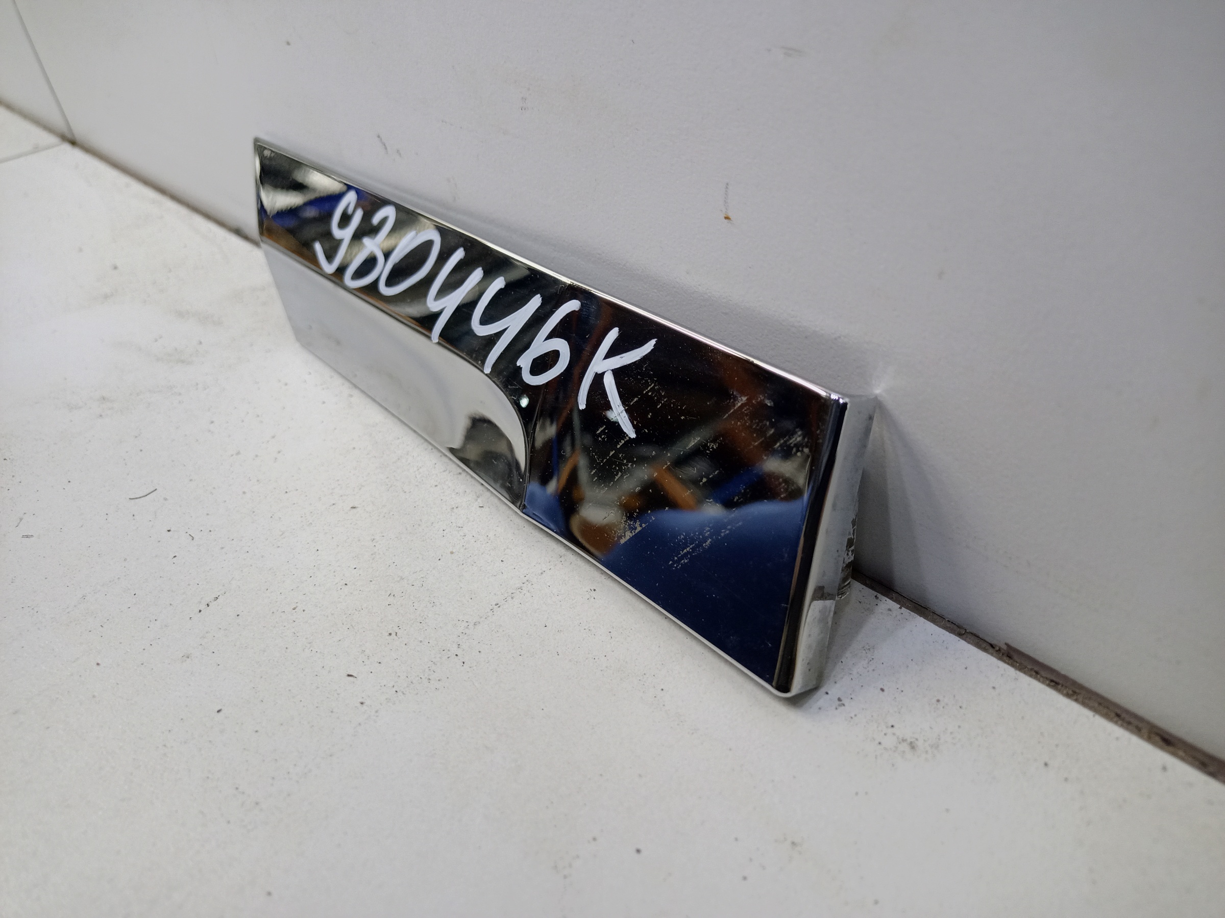 Молдинг крыла заднего правого Bentley Flying Spur 2