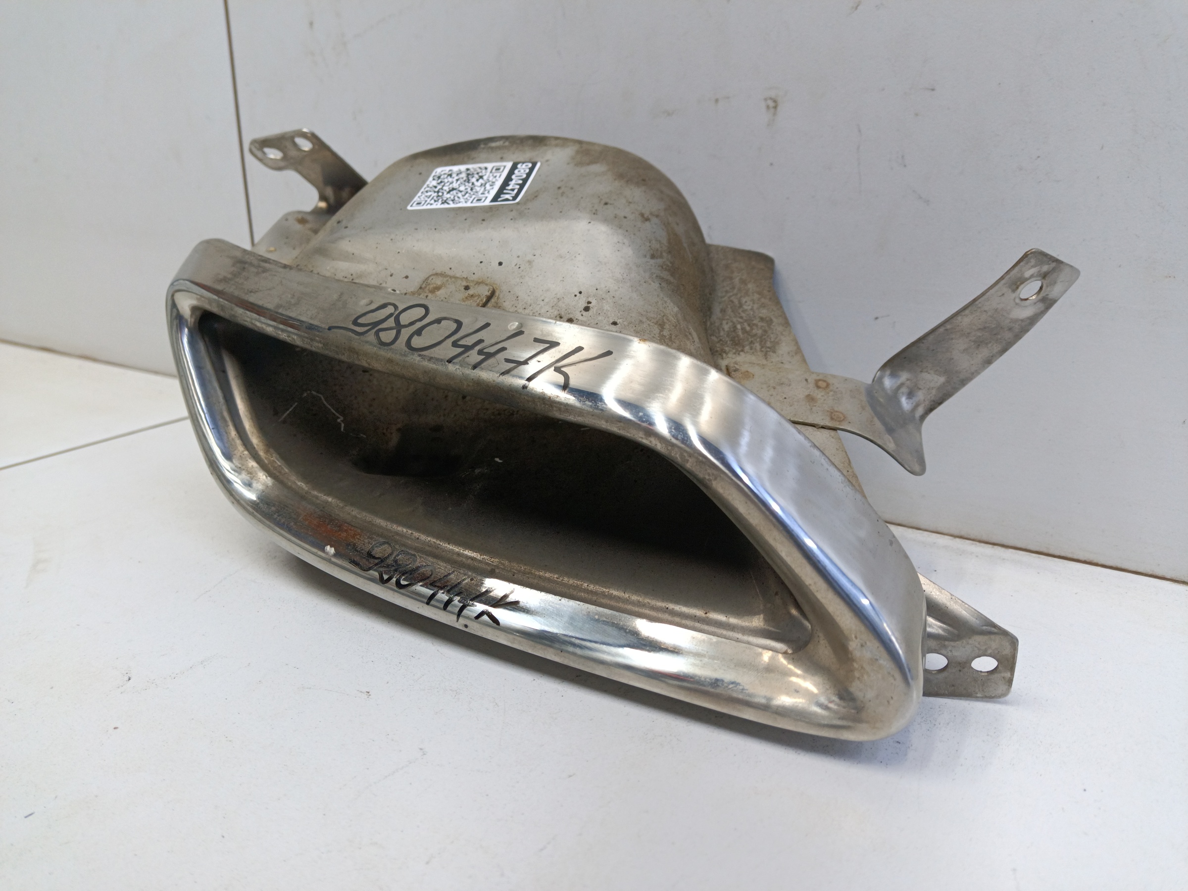 Насадка глушителя правая Geely Atlas Pro