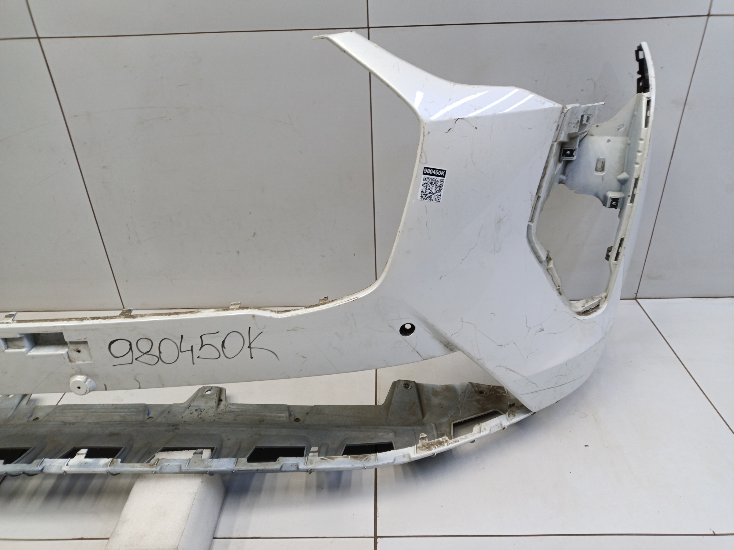 Бампер передний Haval Jolion Restail с отверстиями под накладки