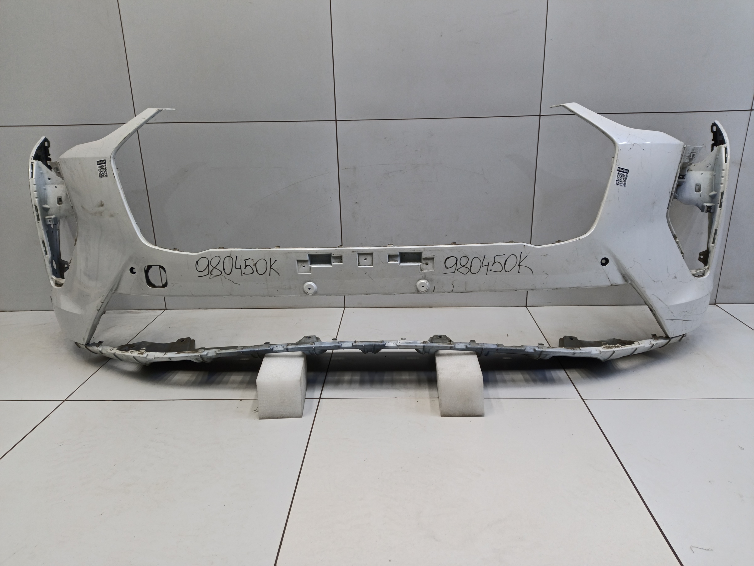 Бампер передний Haval Jolion Restail с отверстиями под накладки