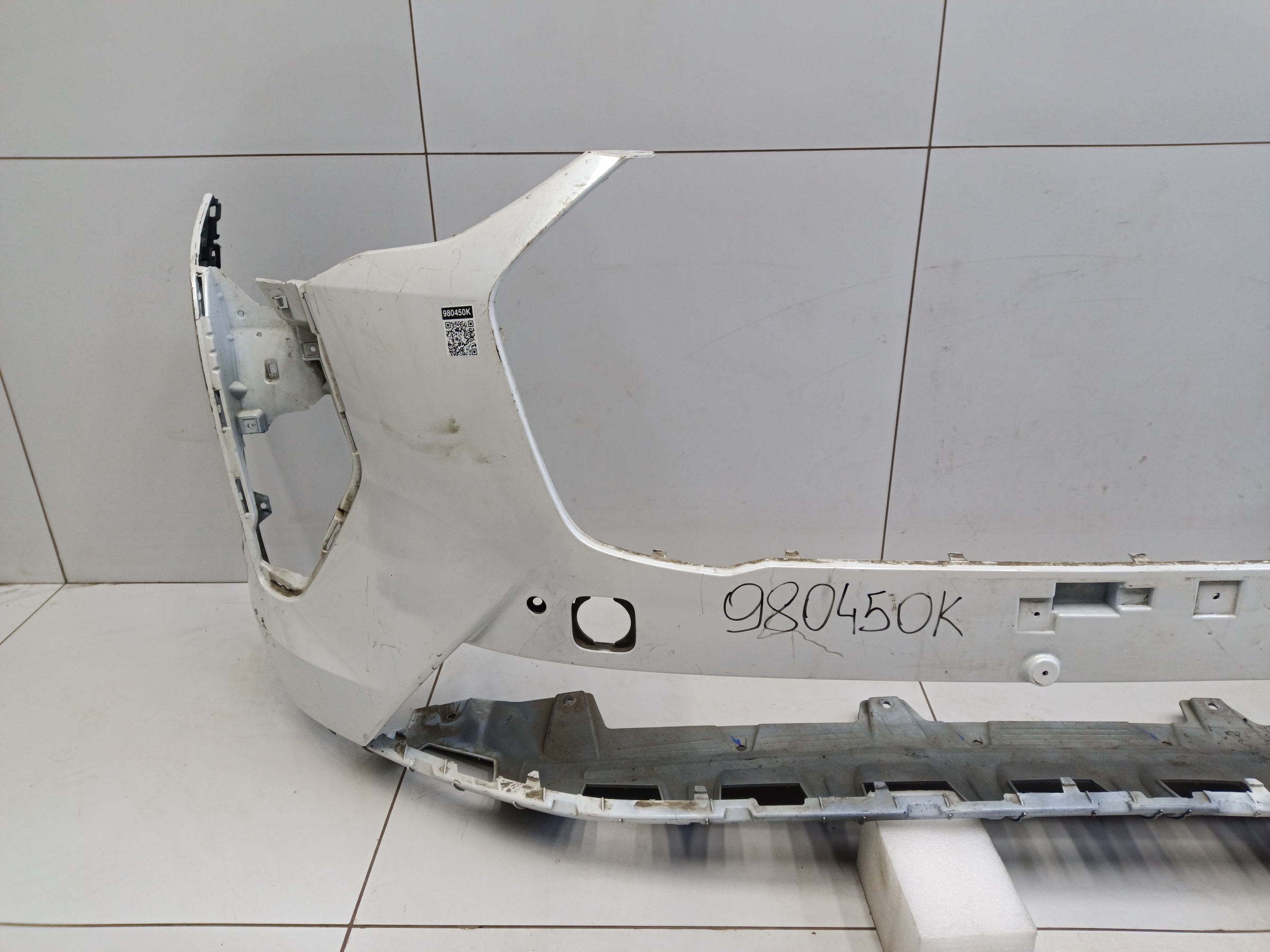 Бампер передний Haval Jolion Restail с отверстиями под накладки