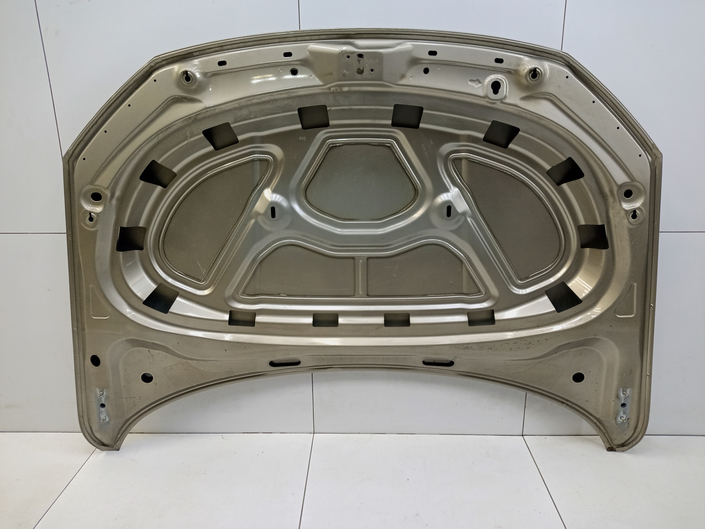 Капот Volkswagen Polo 6 Liftback