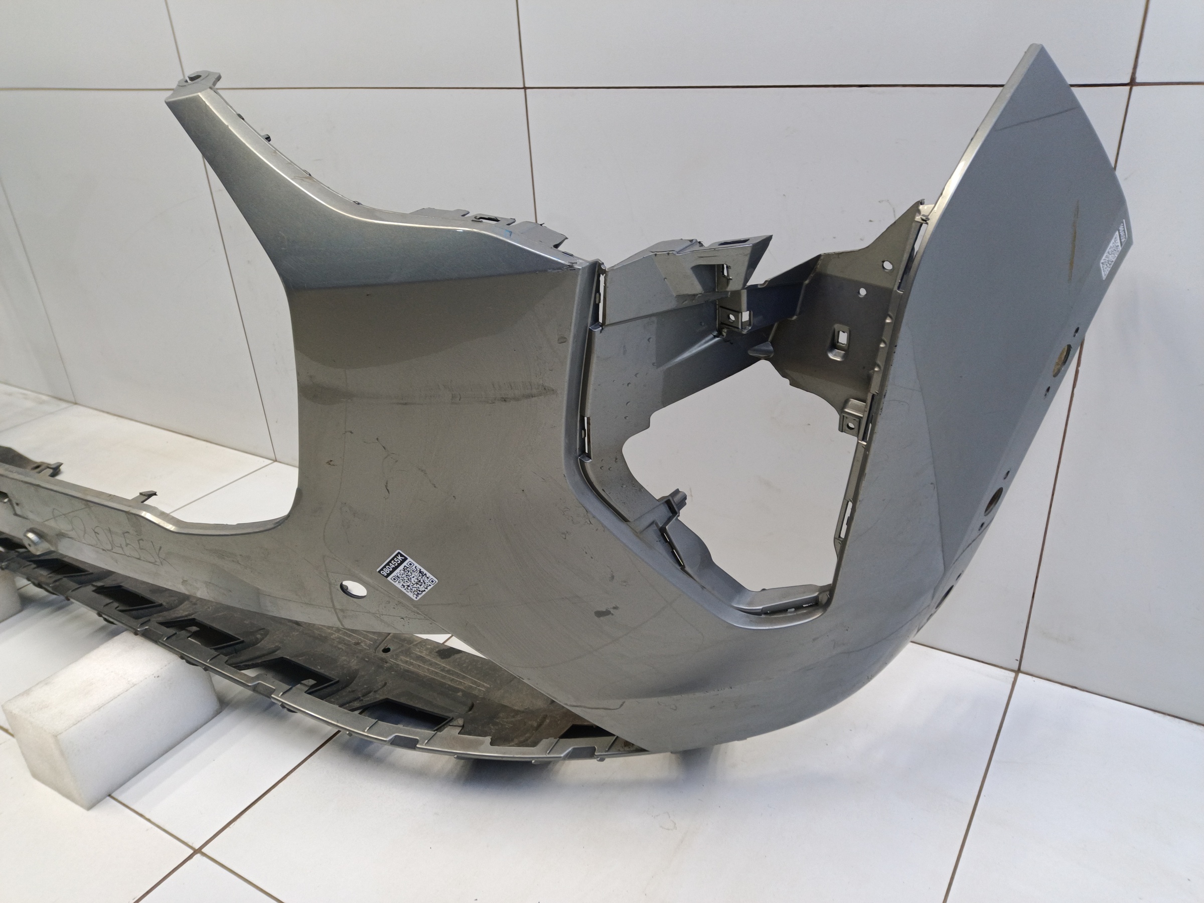 Бампер передний Haval Jolion Restail с отверстиями под накладки