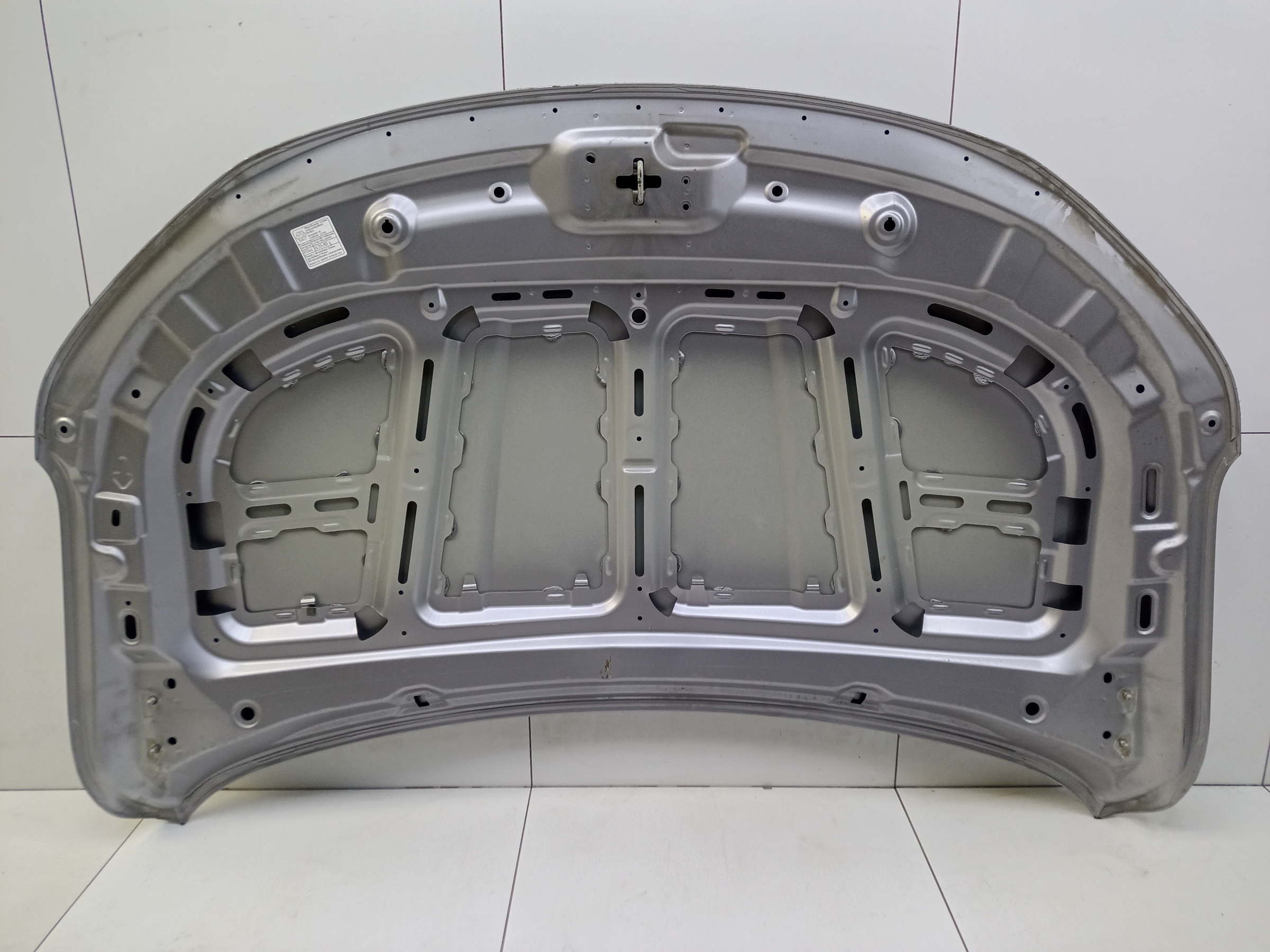 Капот Geely Coolray