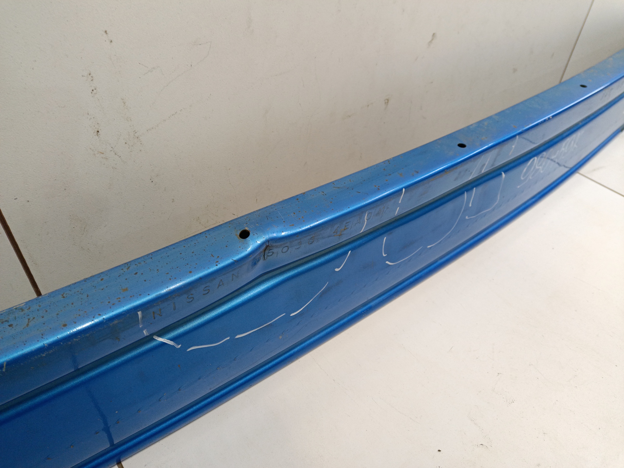 Усилитель заднего бампера Nissan Qashqai 2