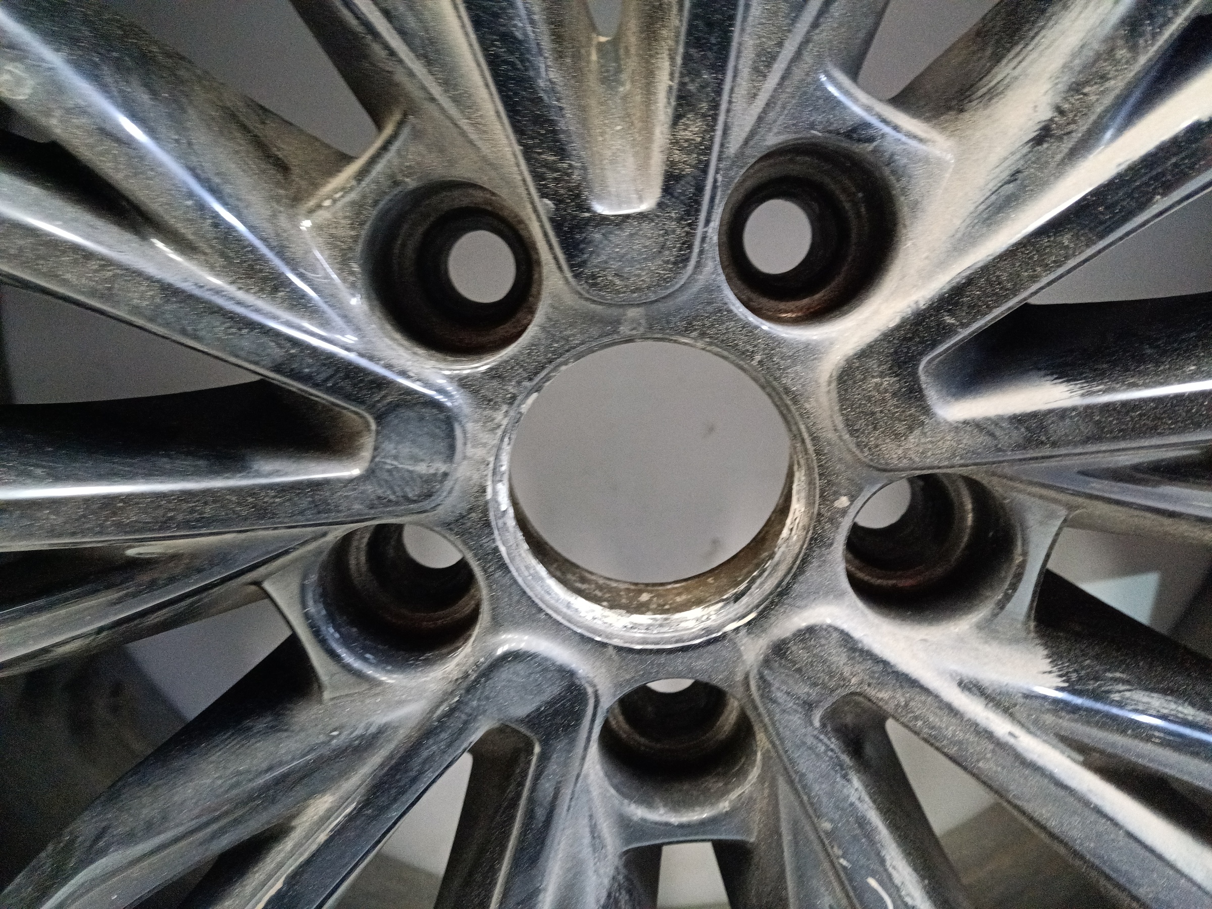 Диск колеса литой Geely Tugella R20 черный