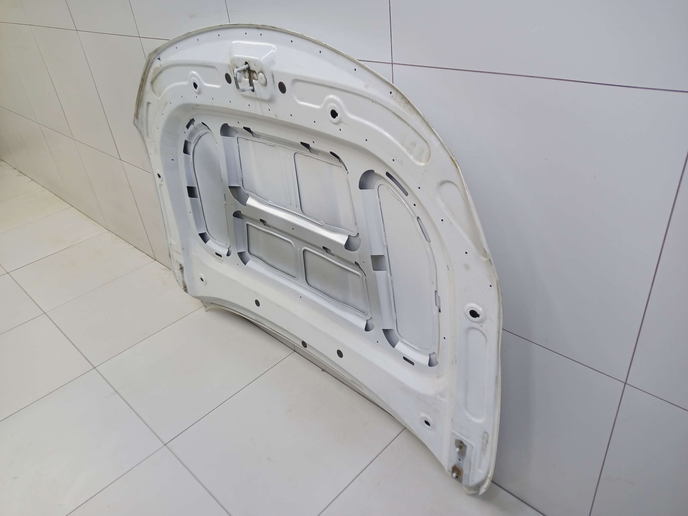 Капот Geely Tugella