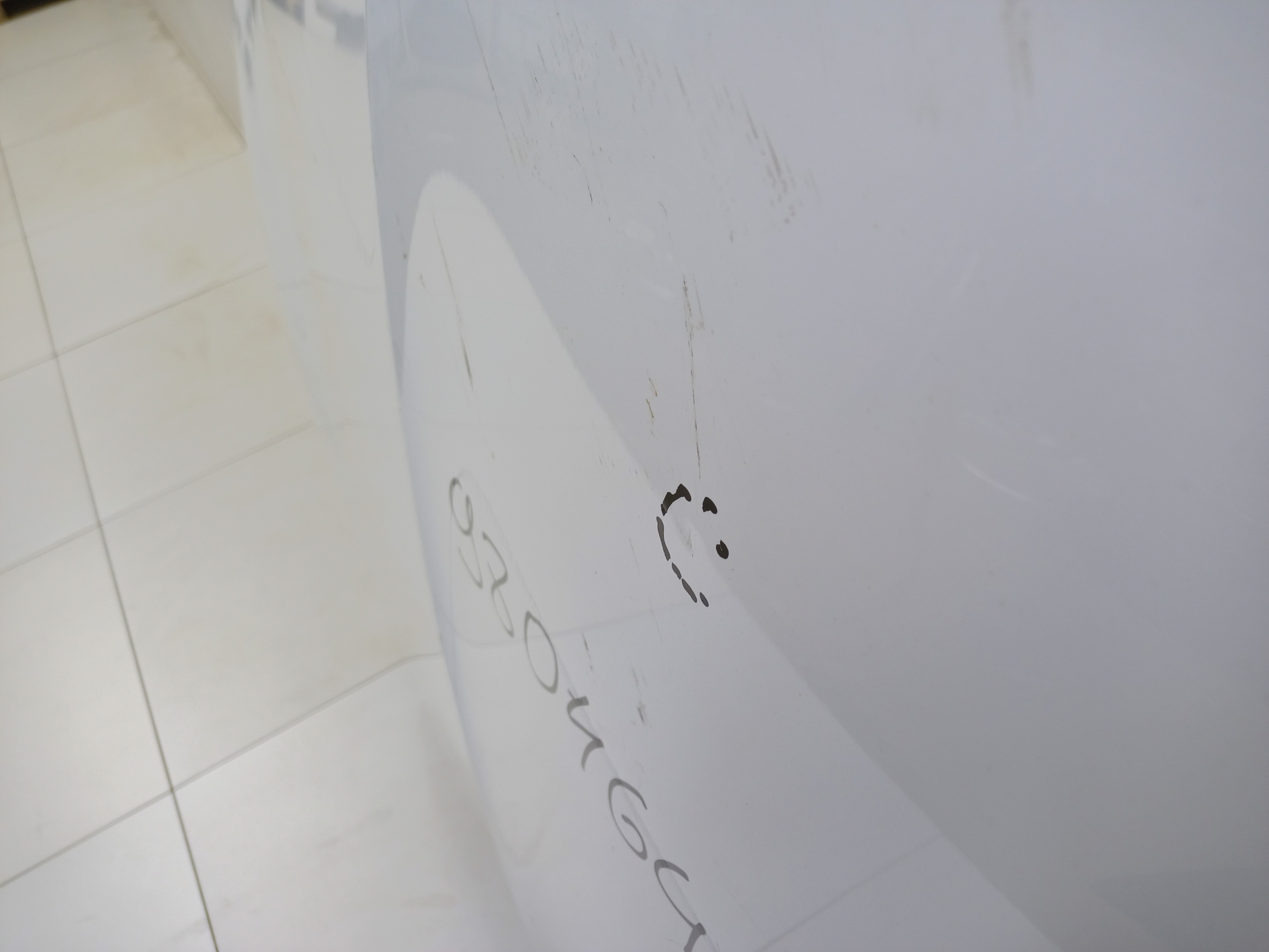 Капот Geely Tugella