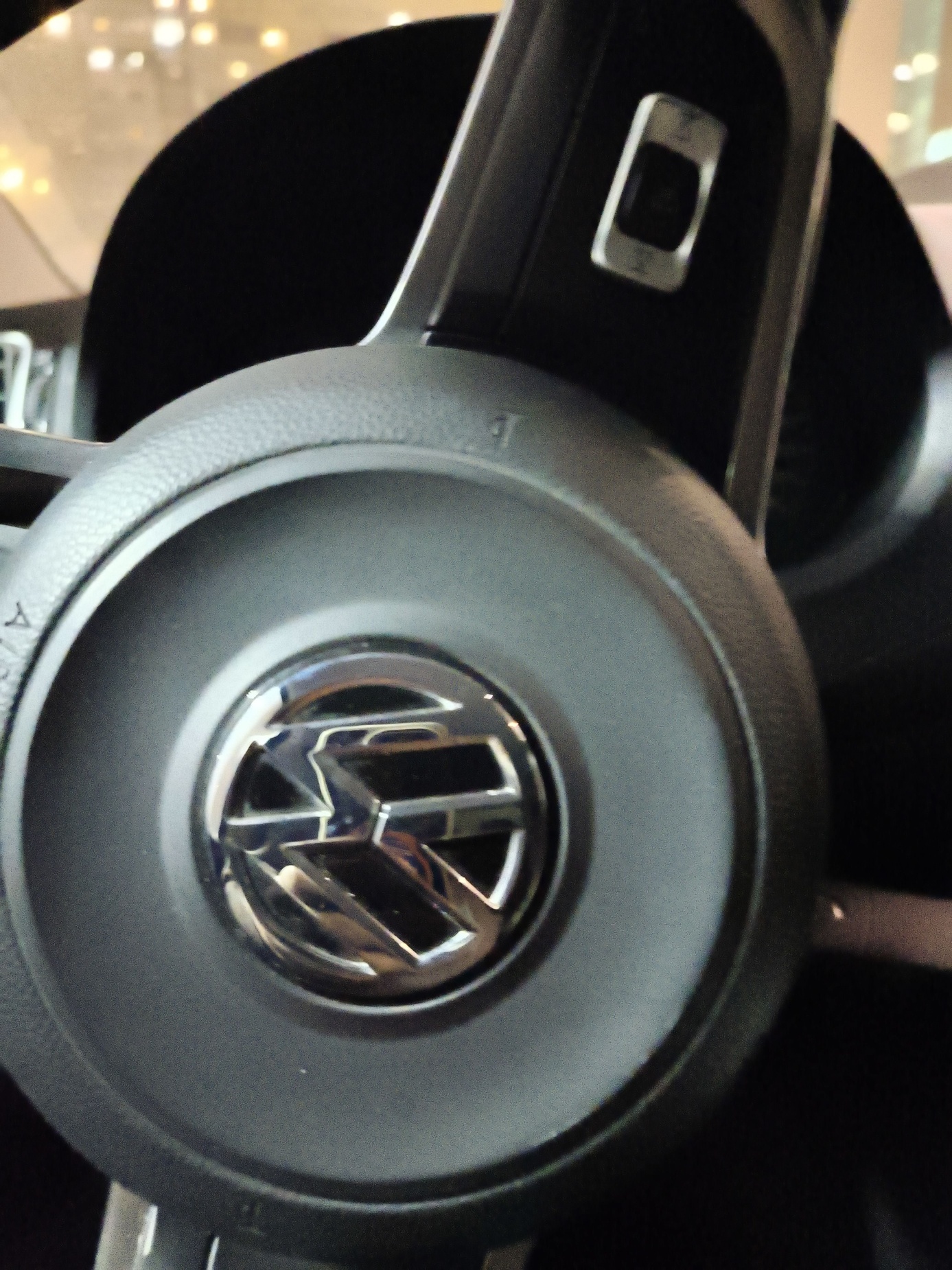 Крышка багажника Chery Tiggo 8 без датчика защемления