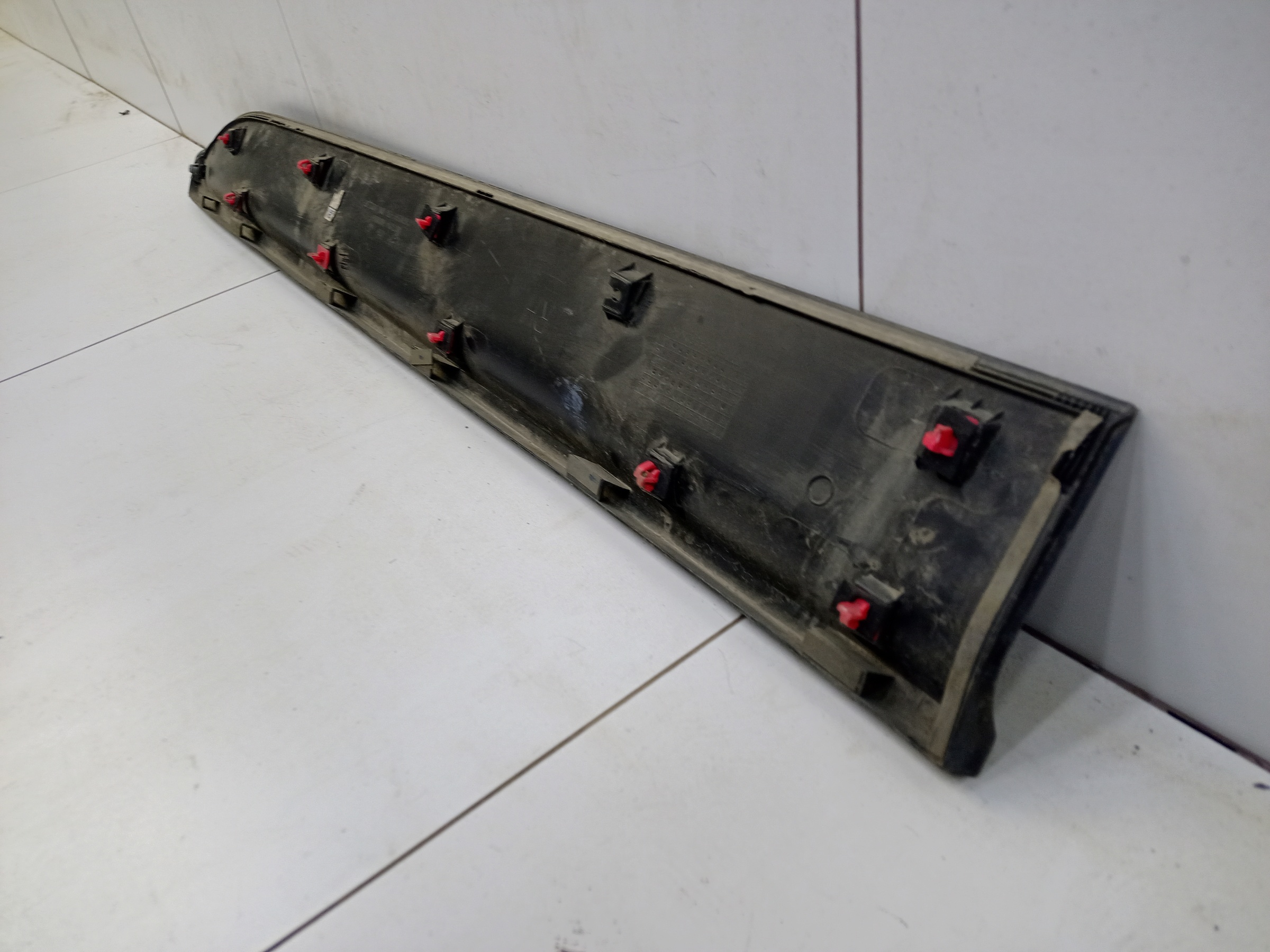 Накладка двери передней правой Hyundai Creta 1