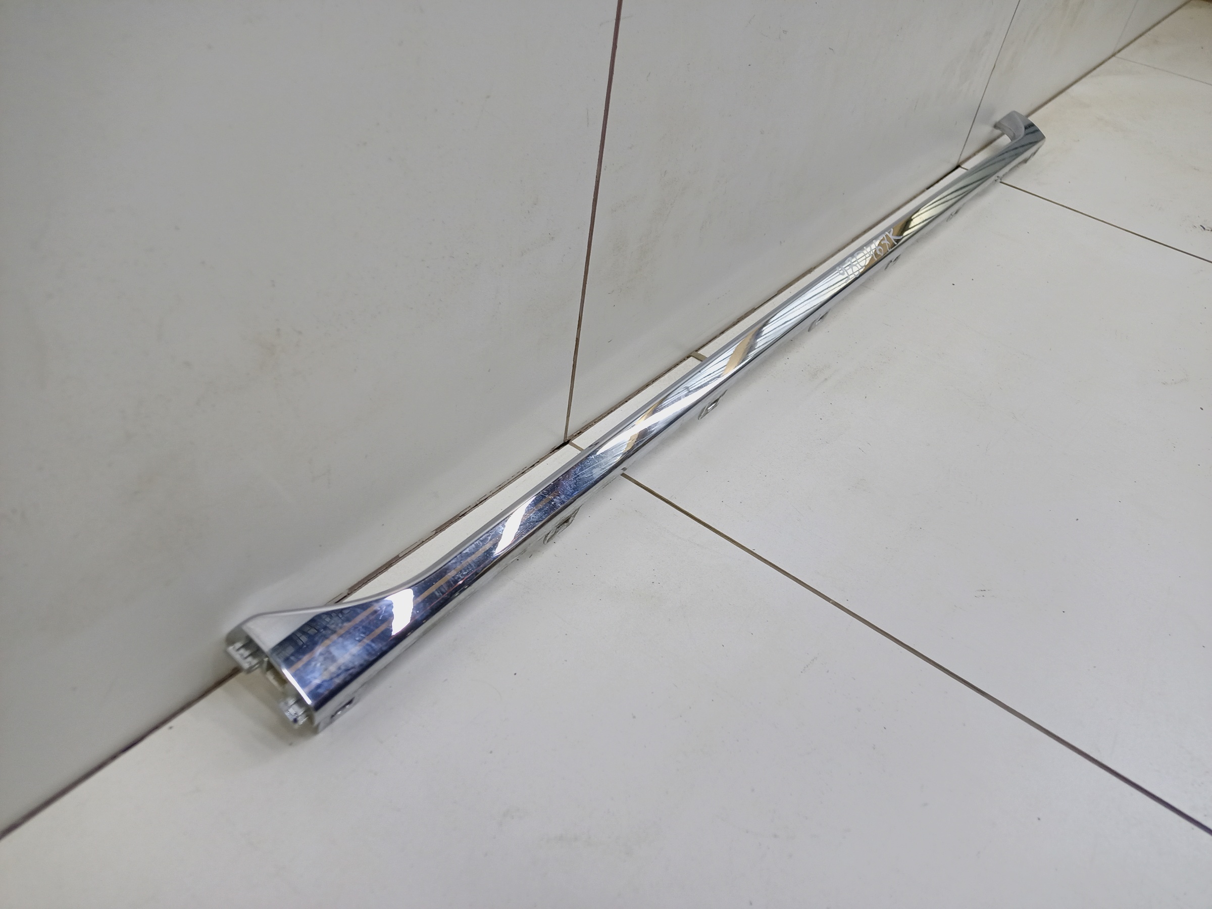 Молдинг заднего бампера центральный Jetour X90 Plus