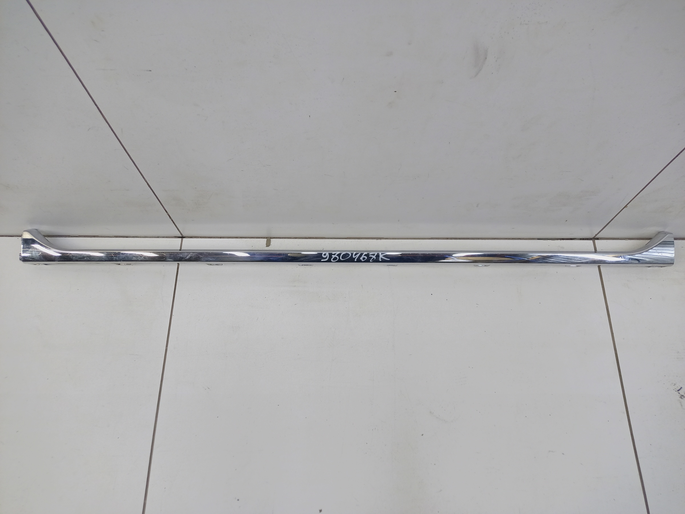 Молдинг заднего бампера центральный Jetour X90 Plus