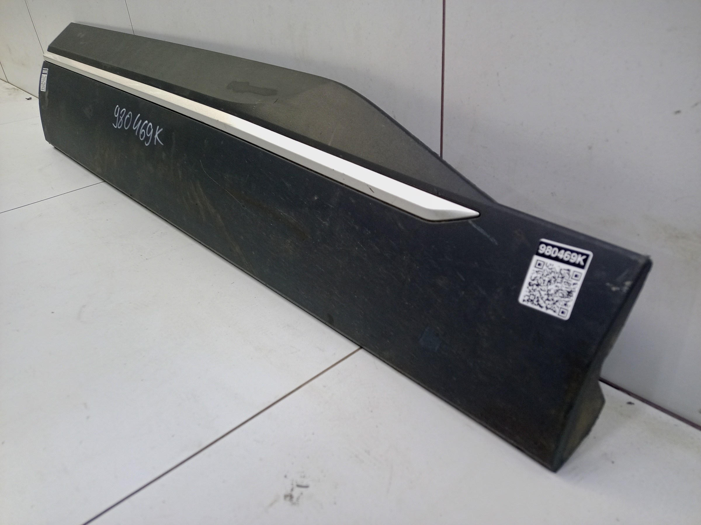 Накладка двери передней правой Haval F7 2