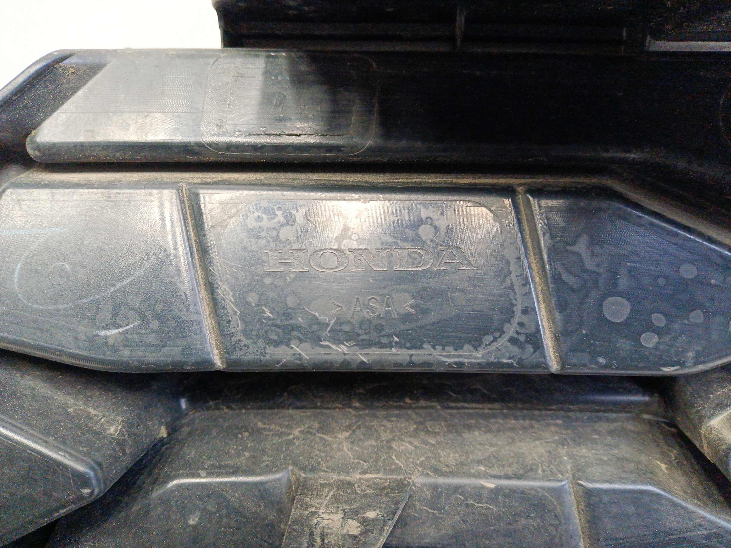 Решётка радиатора Honda CR-V 5 Restail