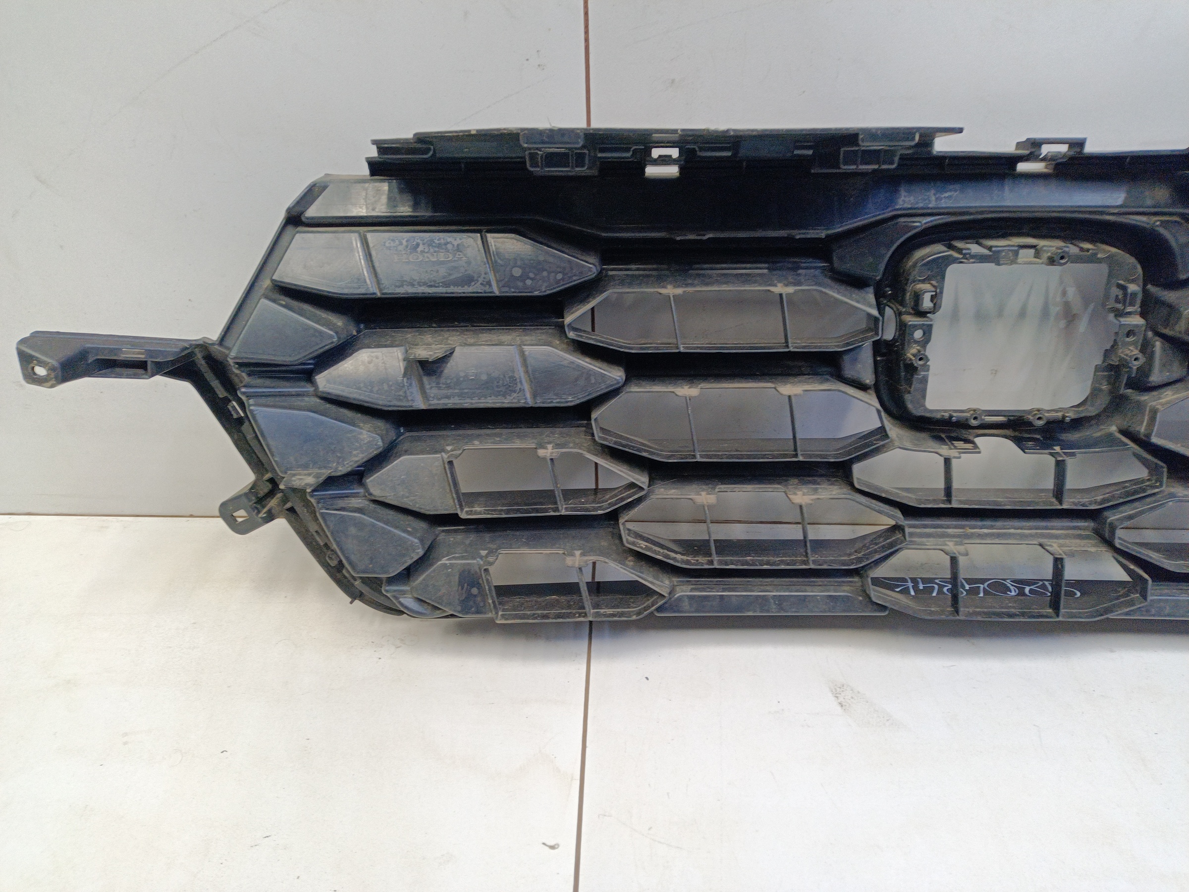 Решётка радиатора Honda CR-V 5 Restail