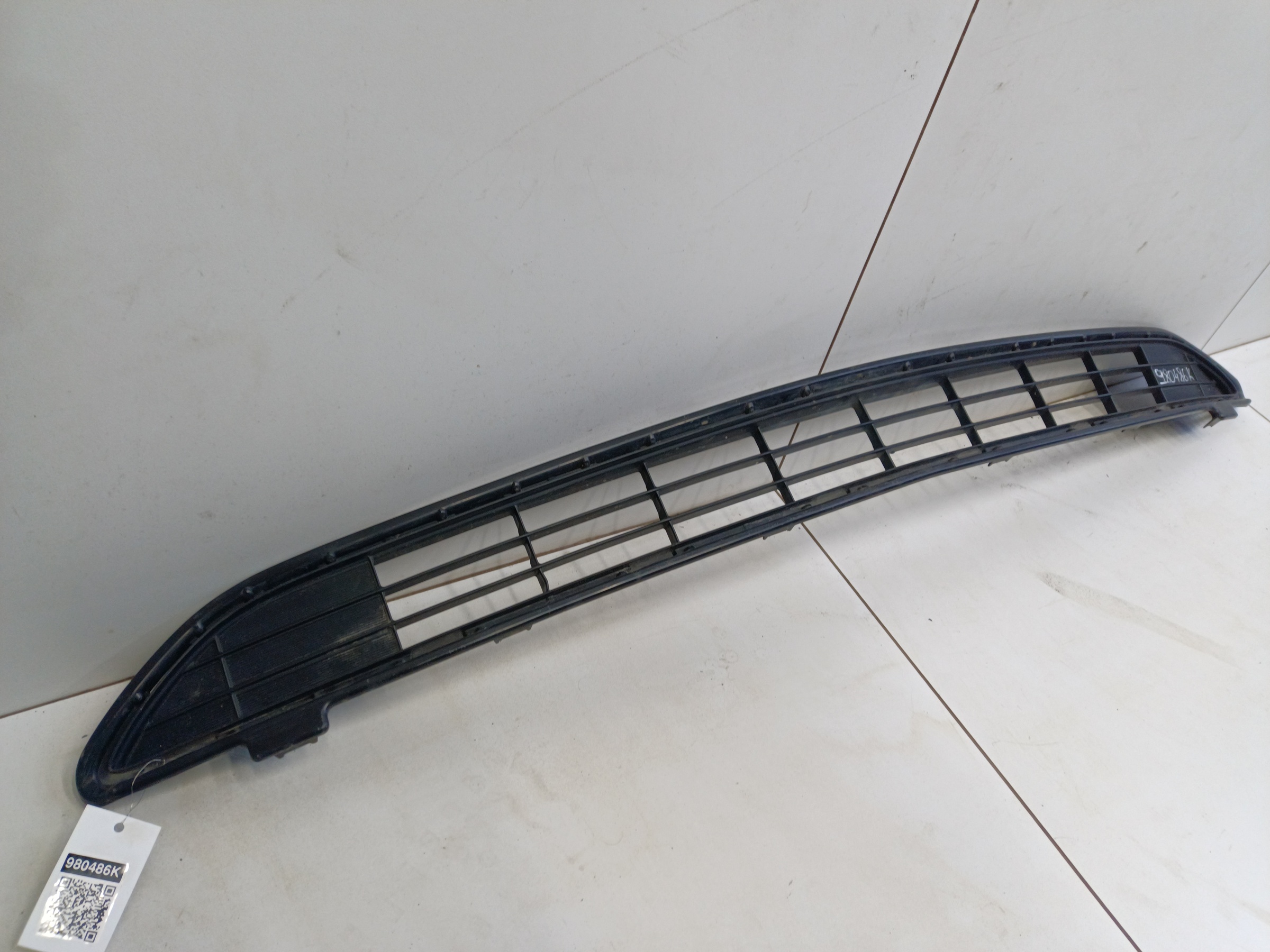 Решетка переднего бампера верхняя Toyota RAV4 CA40 Restail