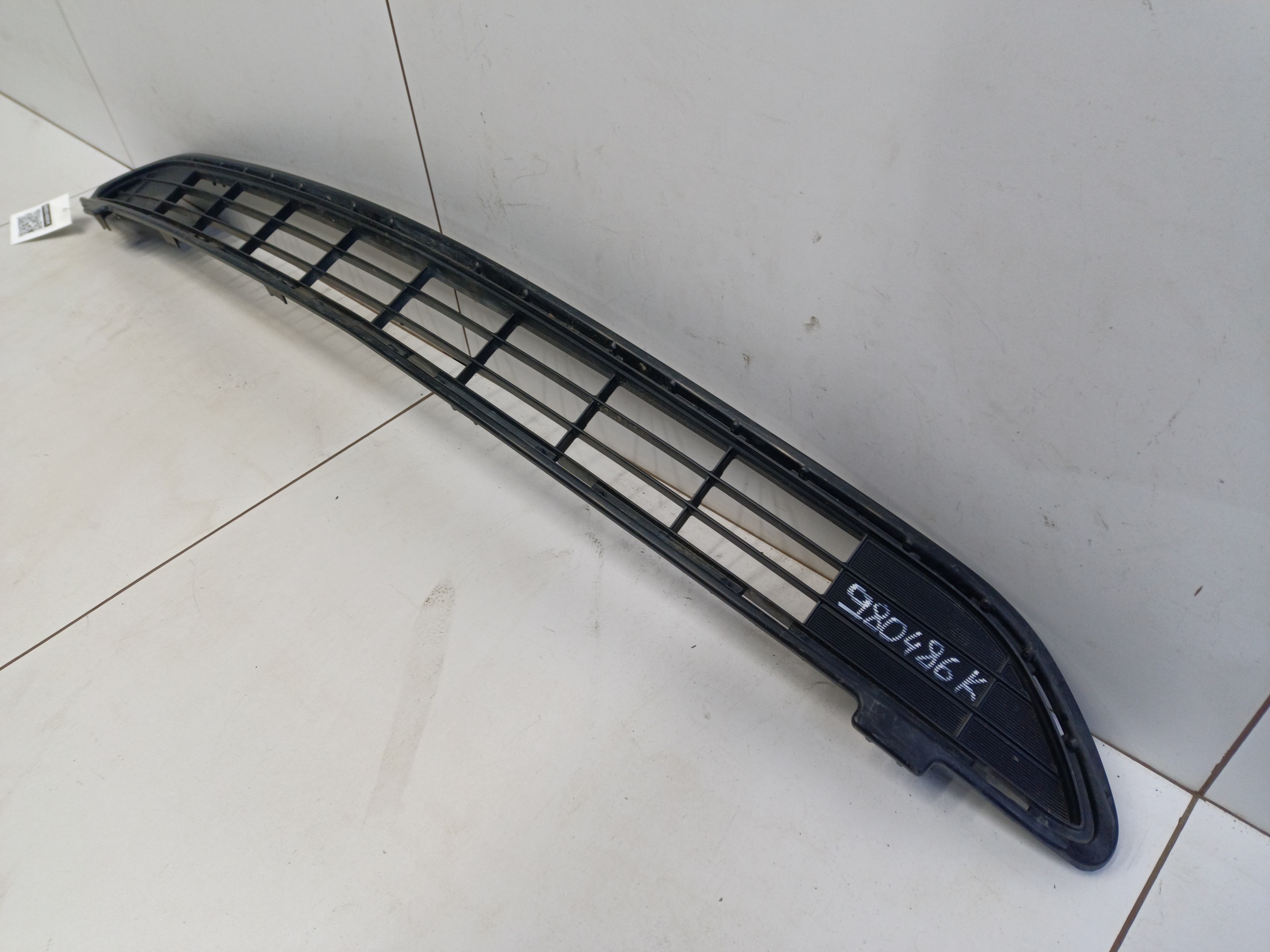 Решетка переднего бампера верхняя Toyota RAV4 CA40 Restail