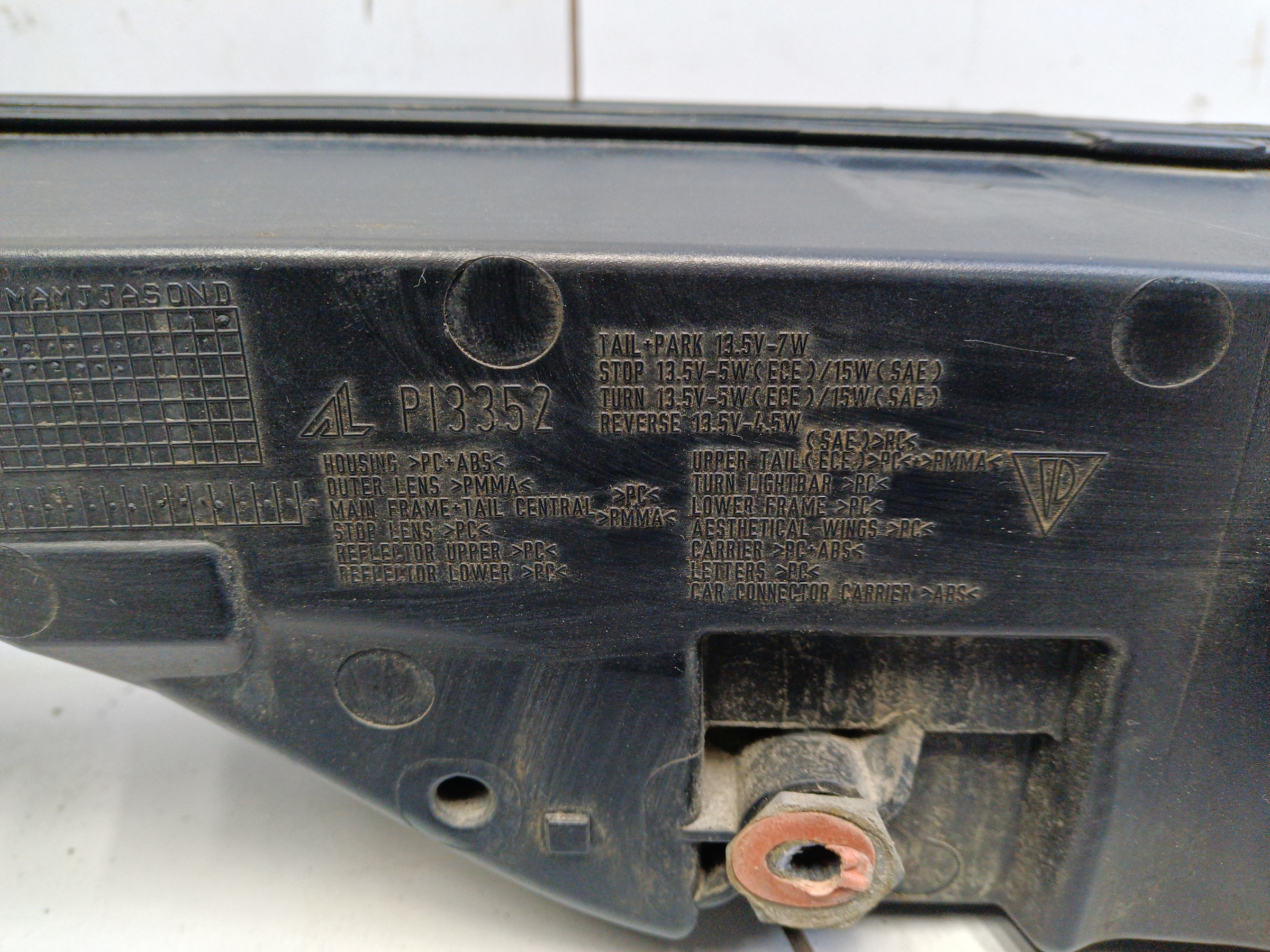 Фонарь задний центральный Porsche Cayenne 3