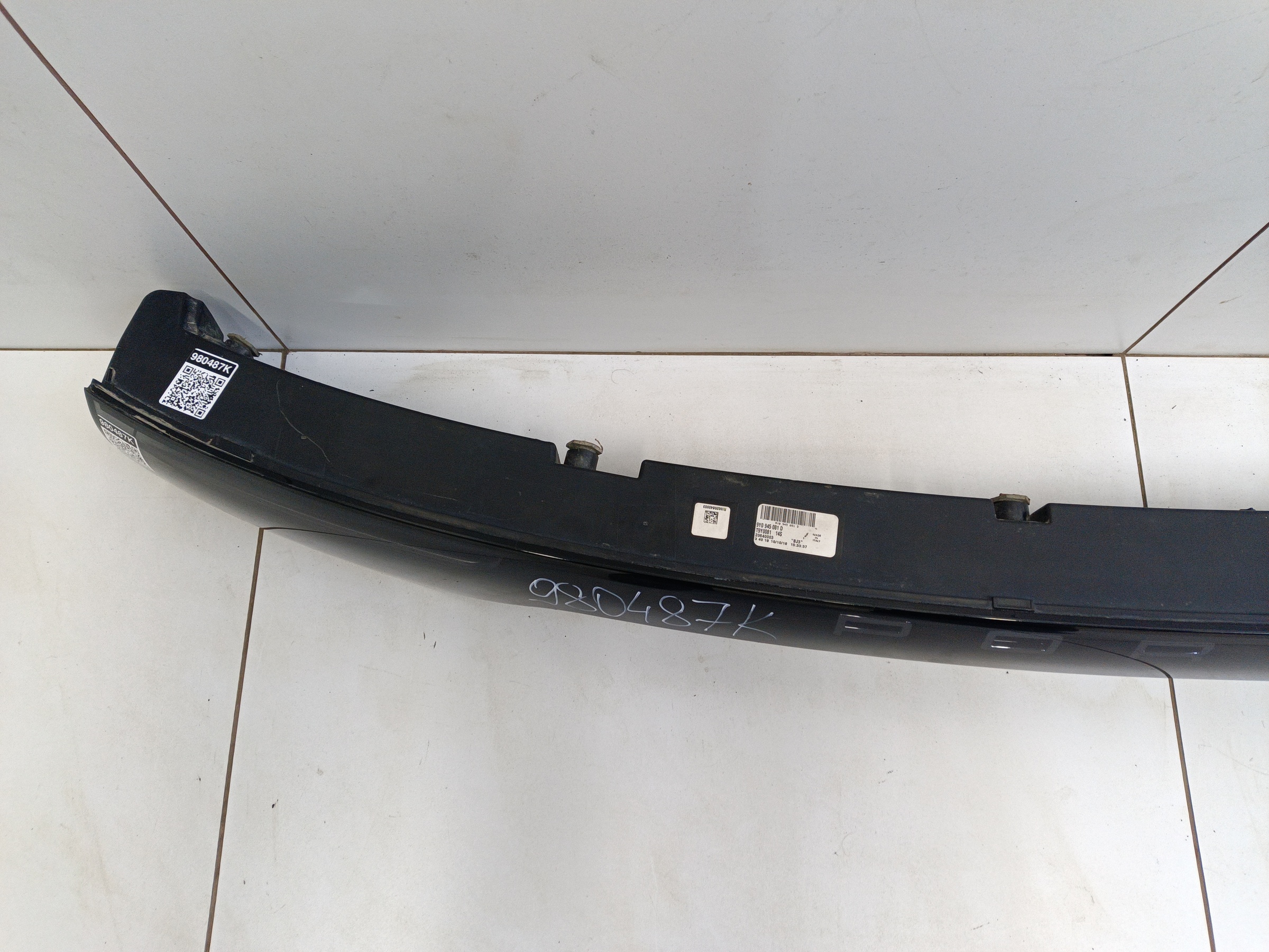 Фонарь задний центральный Porsche Cayenne 3