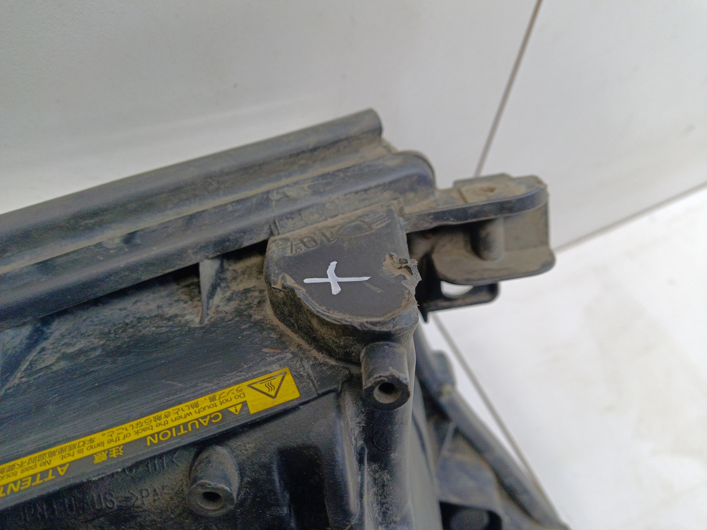 Фара передняя левая Toyota Land Cruiser 200 Restail 1 ксенон с ДХО