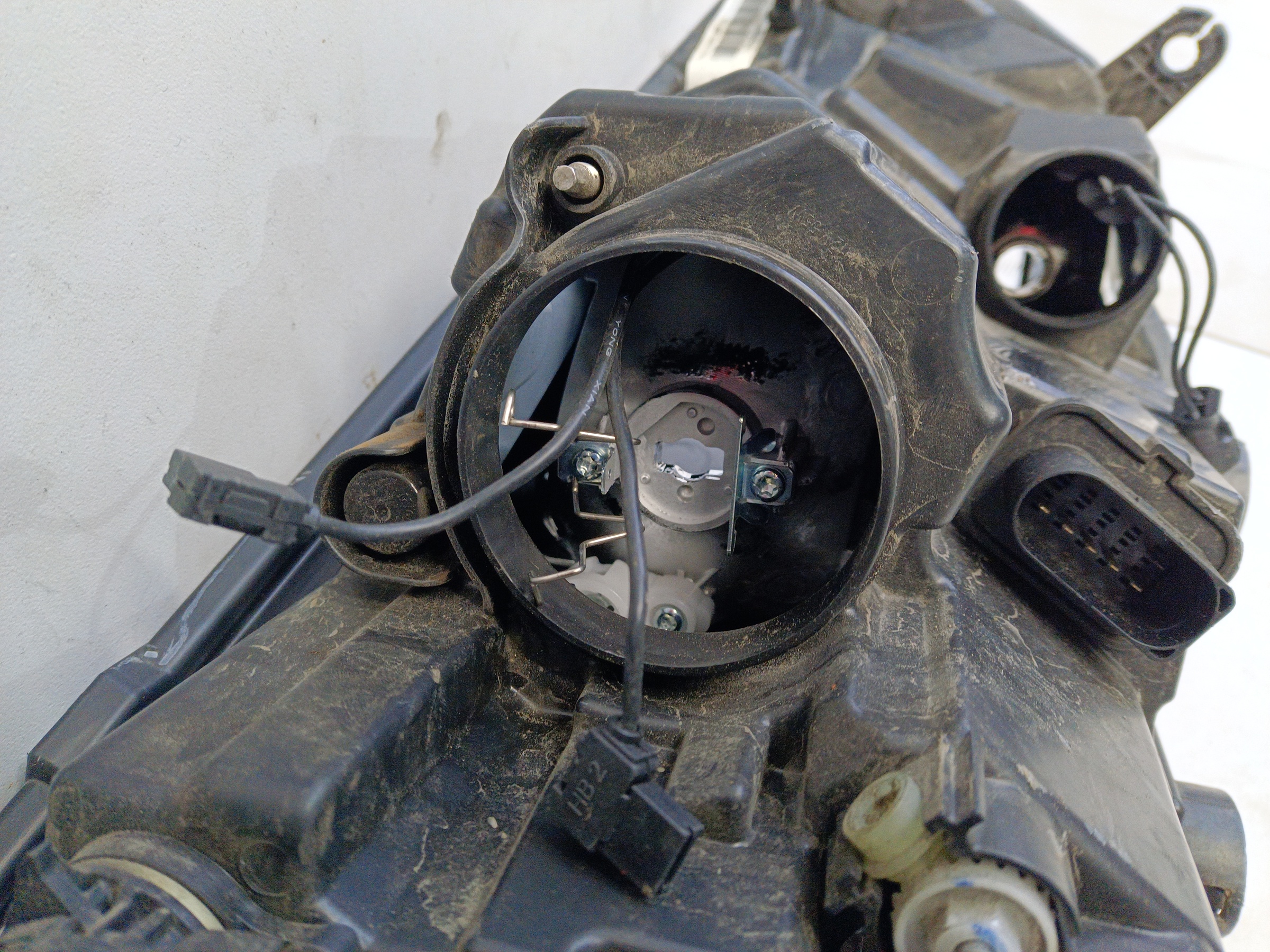 Фара передняя левая Chery Tiggo 4 Restail галоген линза черная