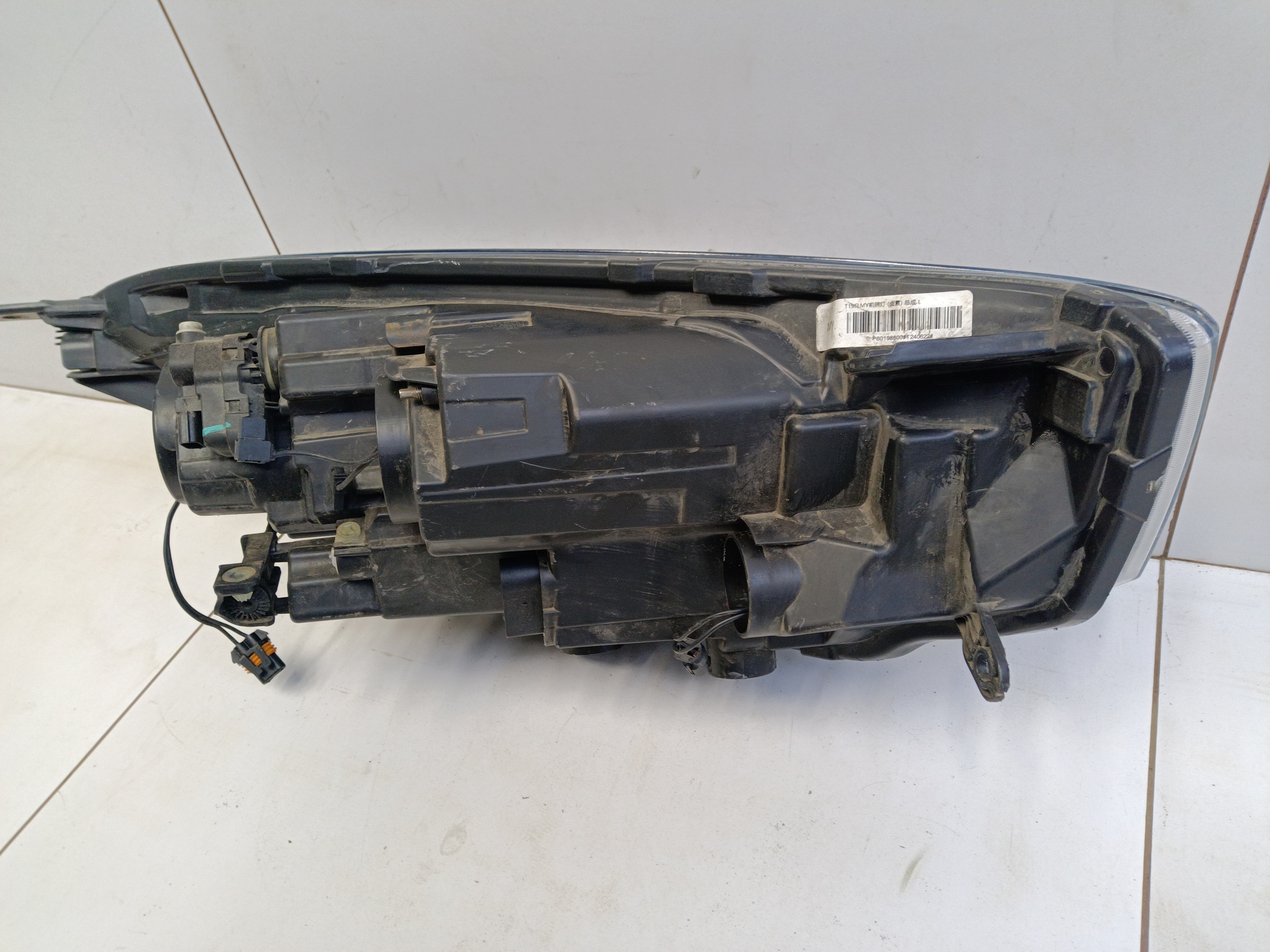 Фара передняя левая Chery Tiggo 4 Restail галоген линза черная