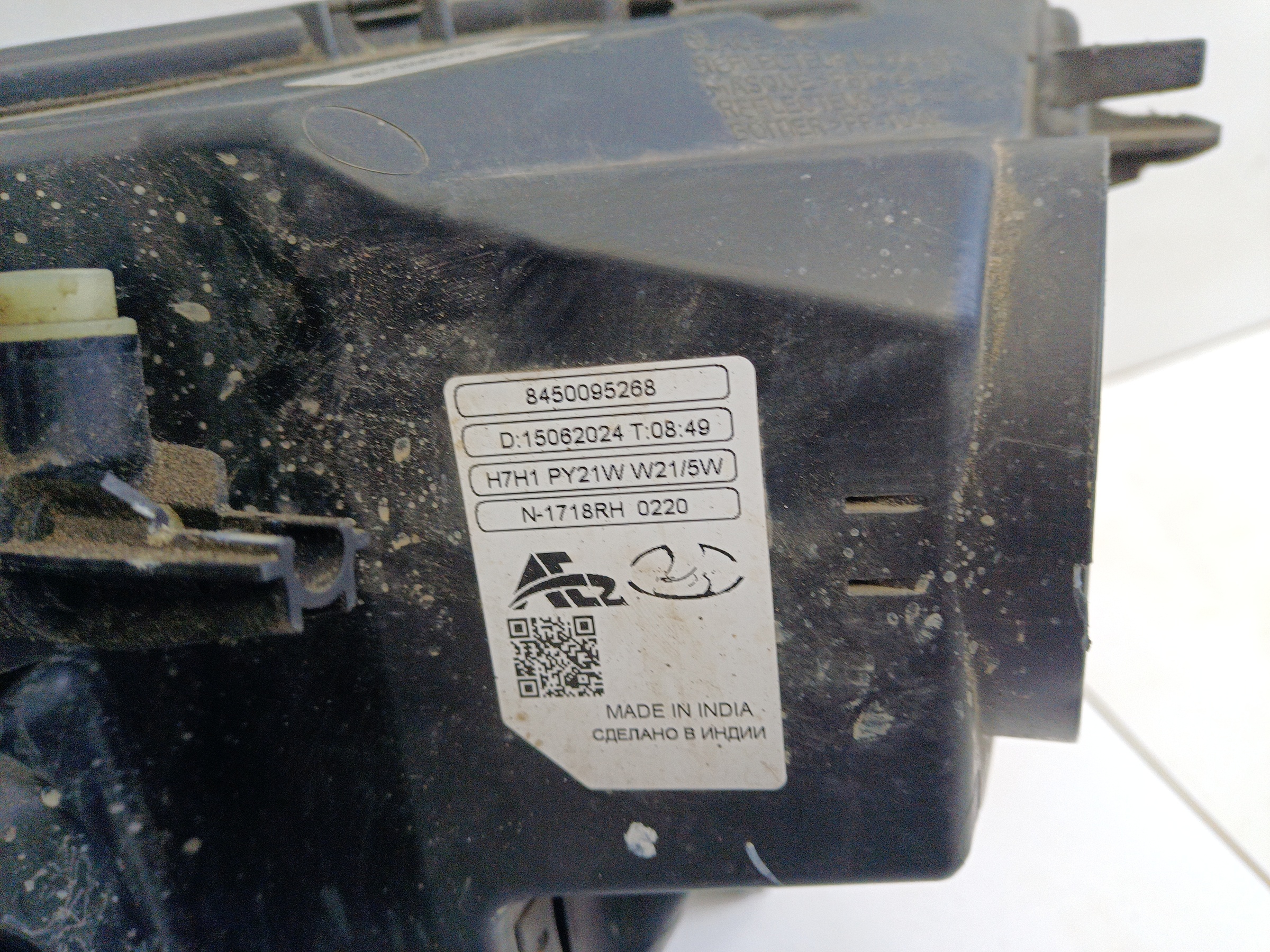 Фара передняя правая Lada Largus 1 Restail