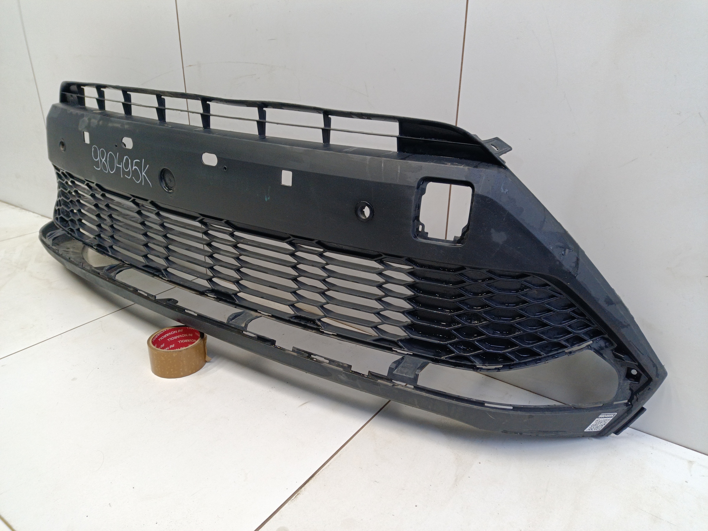 Решетка переднего бампера Toyota C-HR 1 Restail