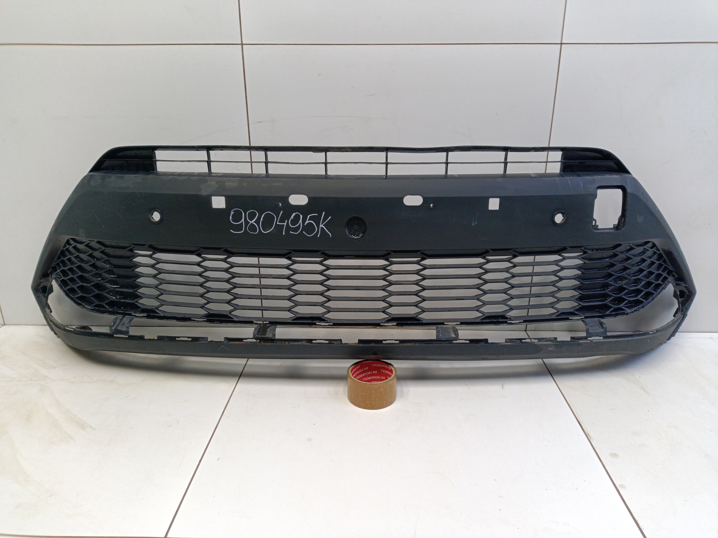 Решетка переднего бампера Toyota C-HR 1 Restail