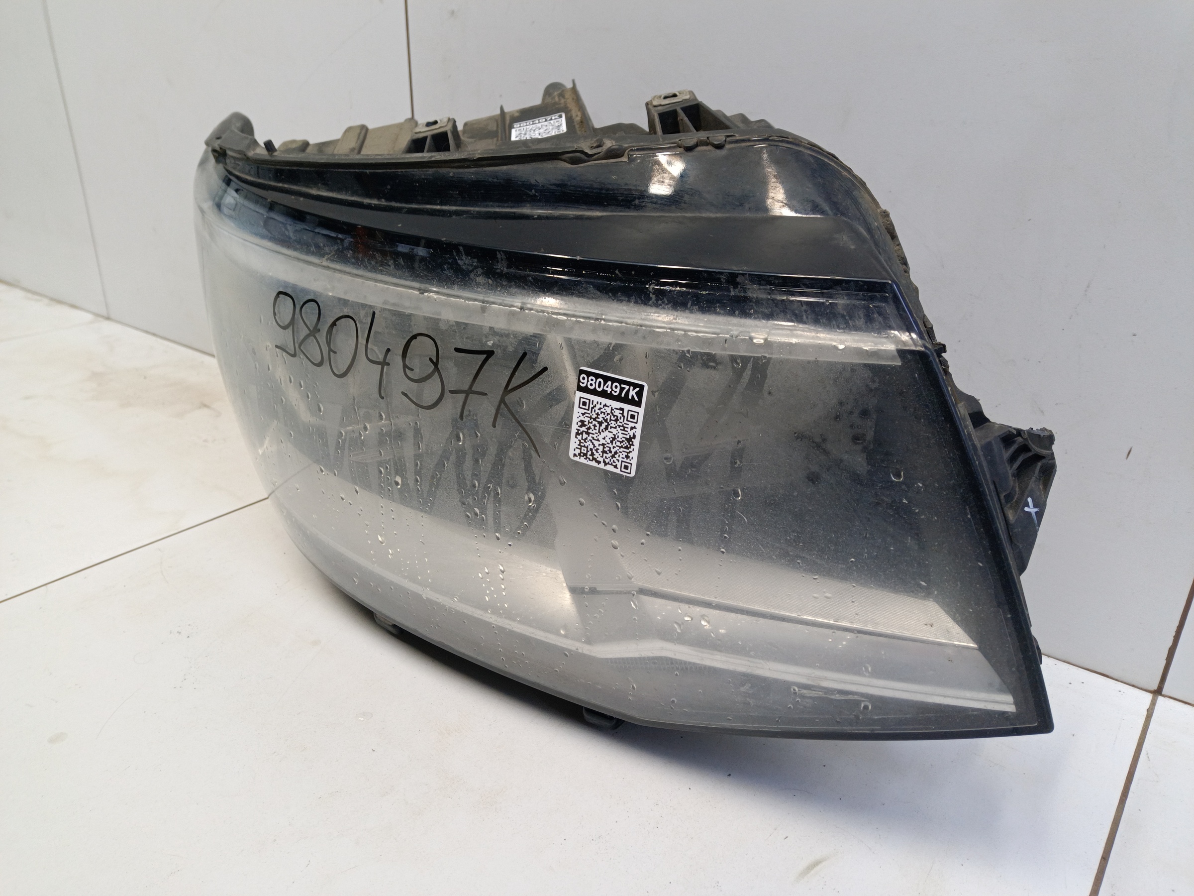 Фара передняя правая Volkswagen Transporter T6 галоген