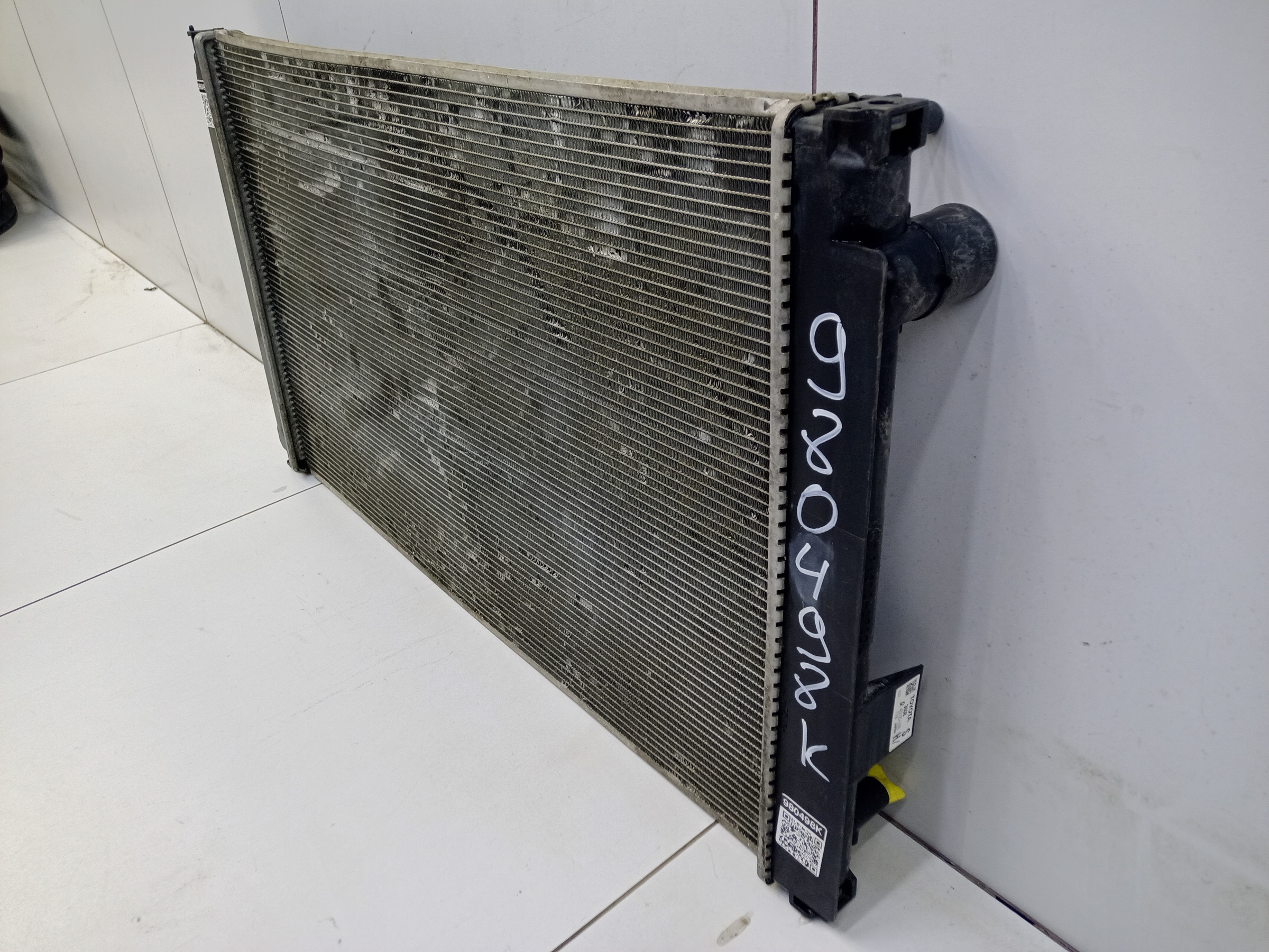 Радиатор охлаждения двигателя Toyota RAV4 CA40 Restail