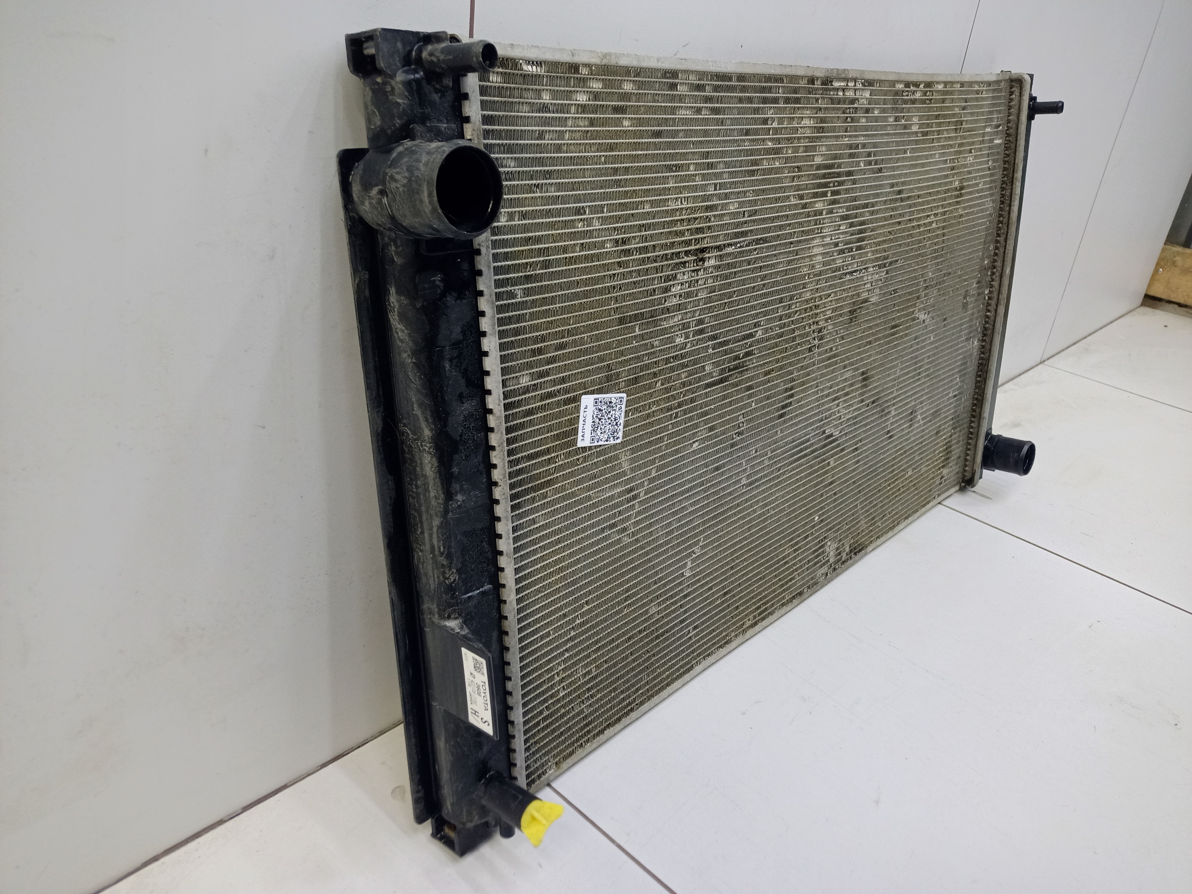 Радиатор охлаждения двигателя Toyota RAV4 CA40 Restail