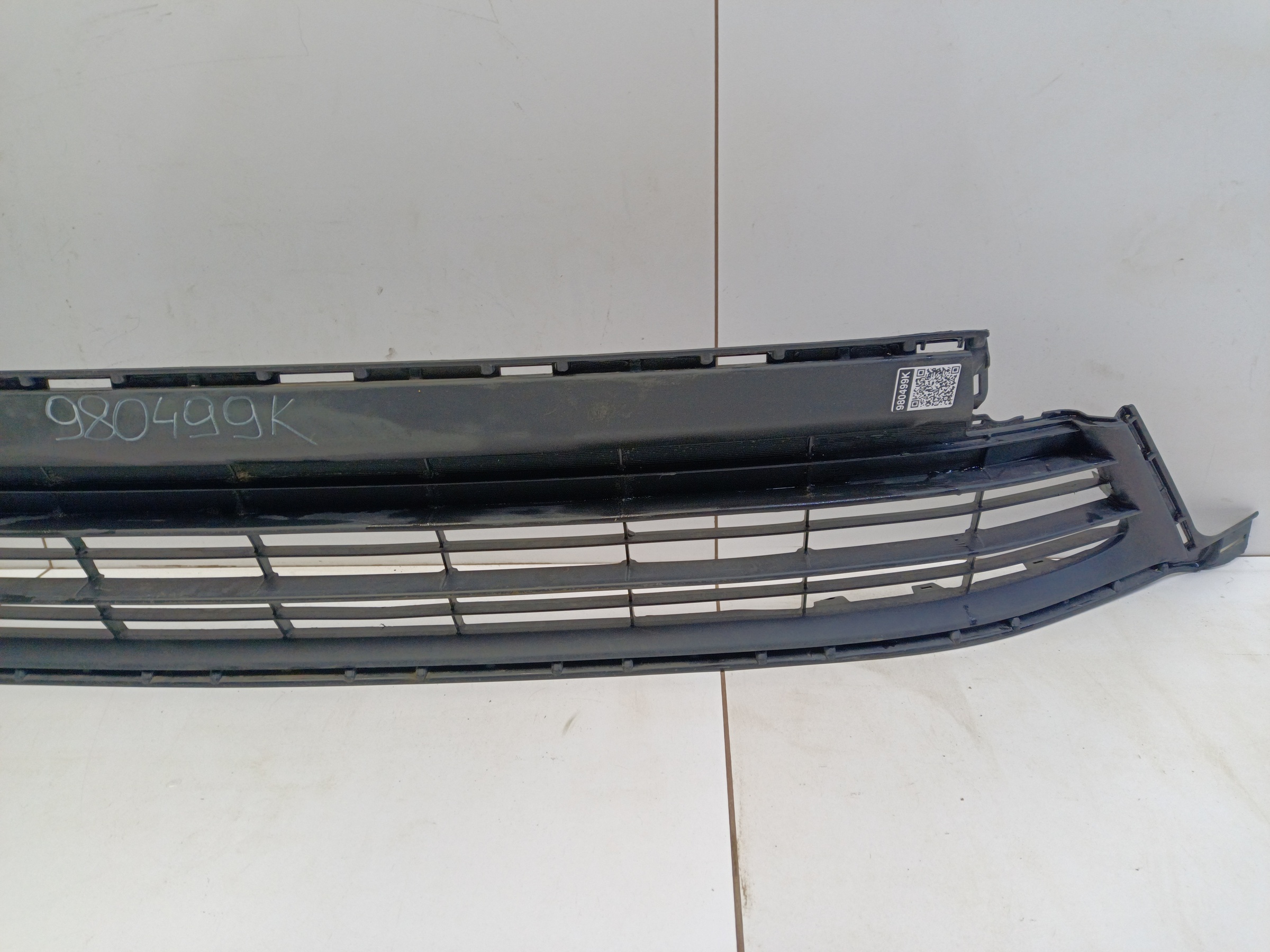 Решетка переднего бампера Toyota RAV4 CA40 Restail