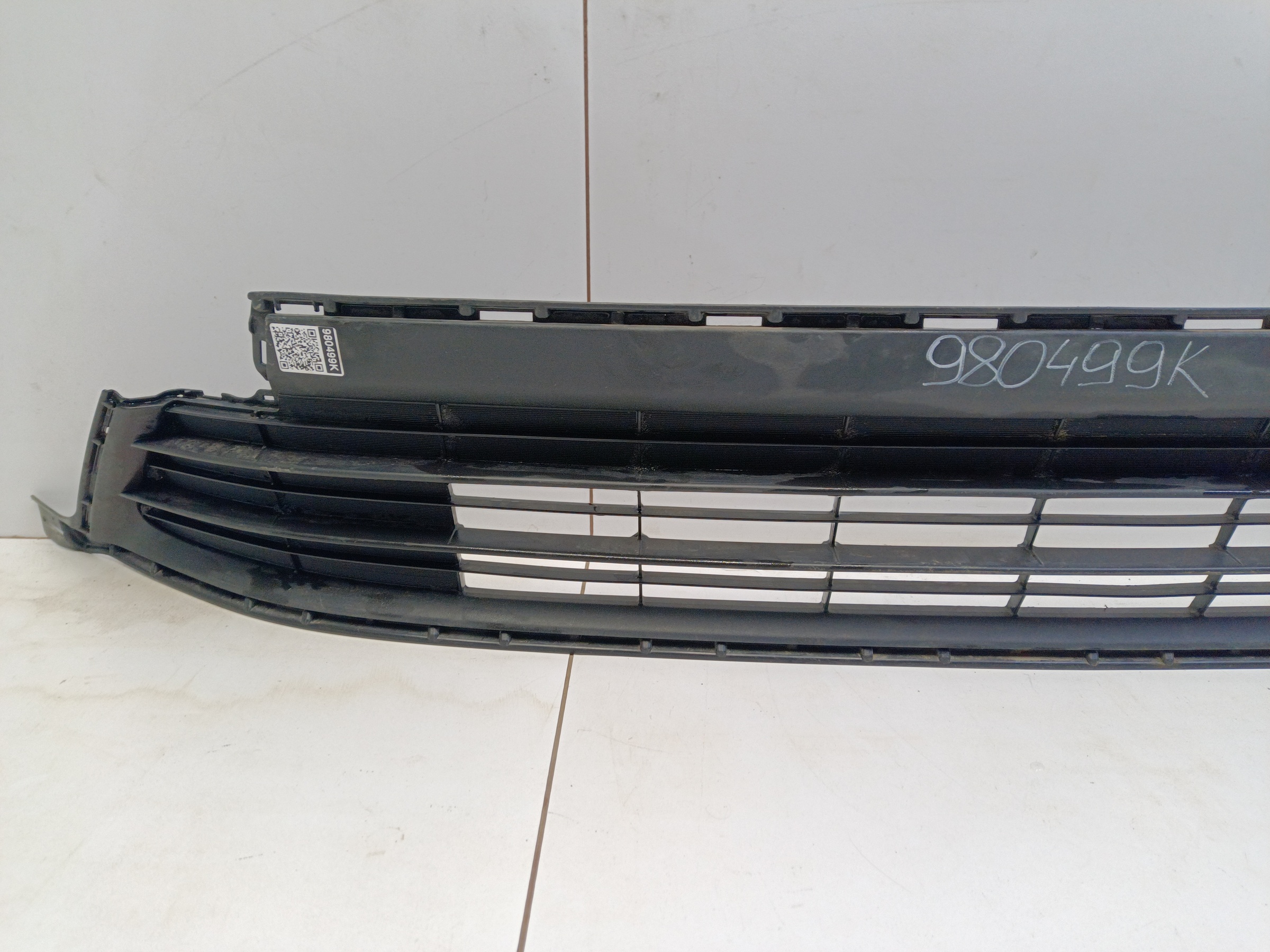 Решетка переднего бампера Toyota RAV4 CA40 Restail