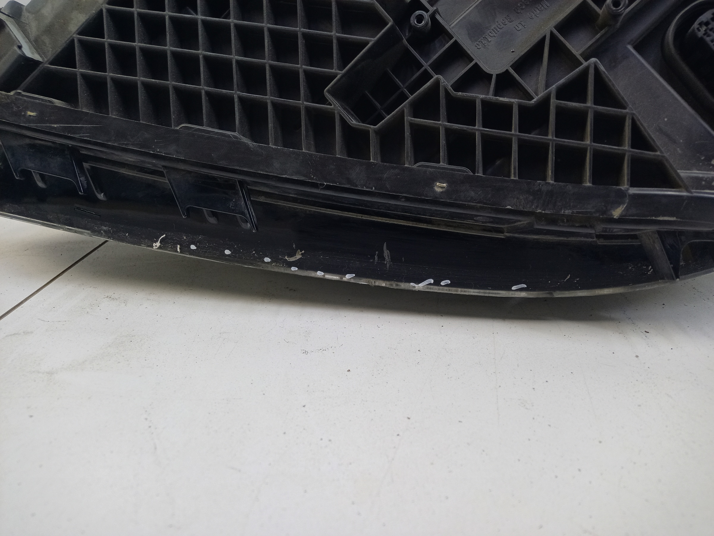 Фара передняя правая Volkswagen Tiguan 1 Restail ксенон адаптив