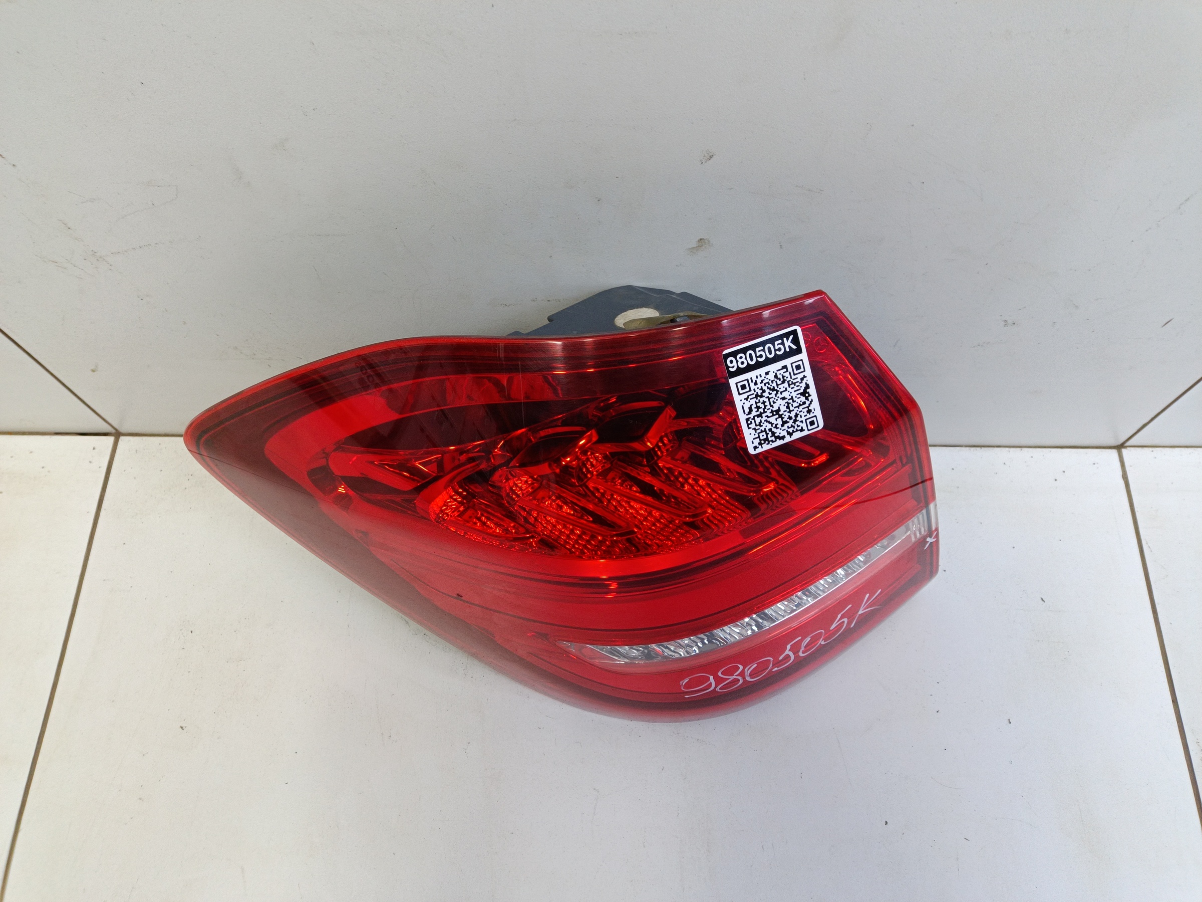 Фонарь задний левый наружный Mercedes-Benz GL-klasse X166 LED