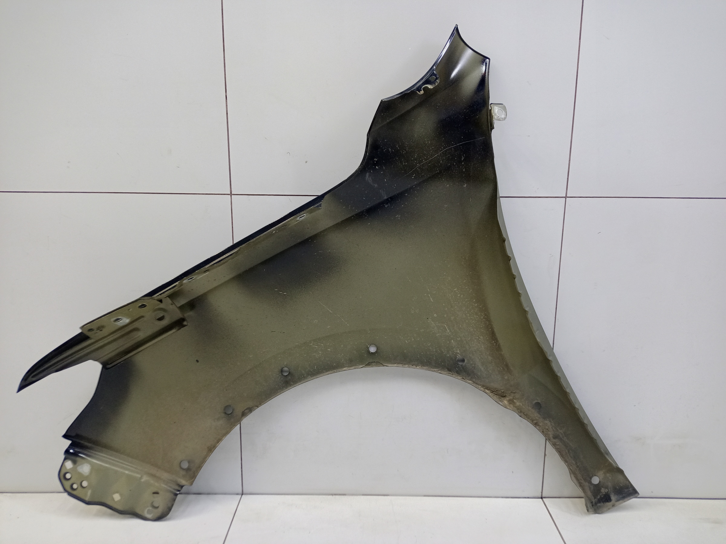 Крыло переднее правое Haval Jolion Restail