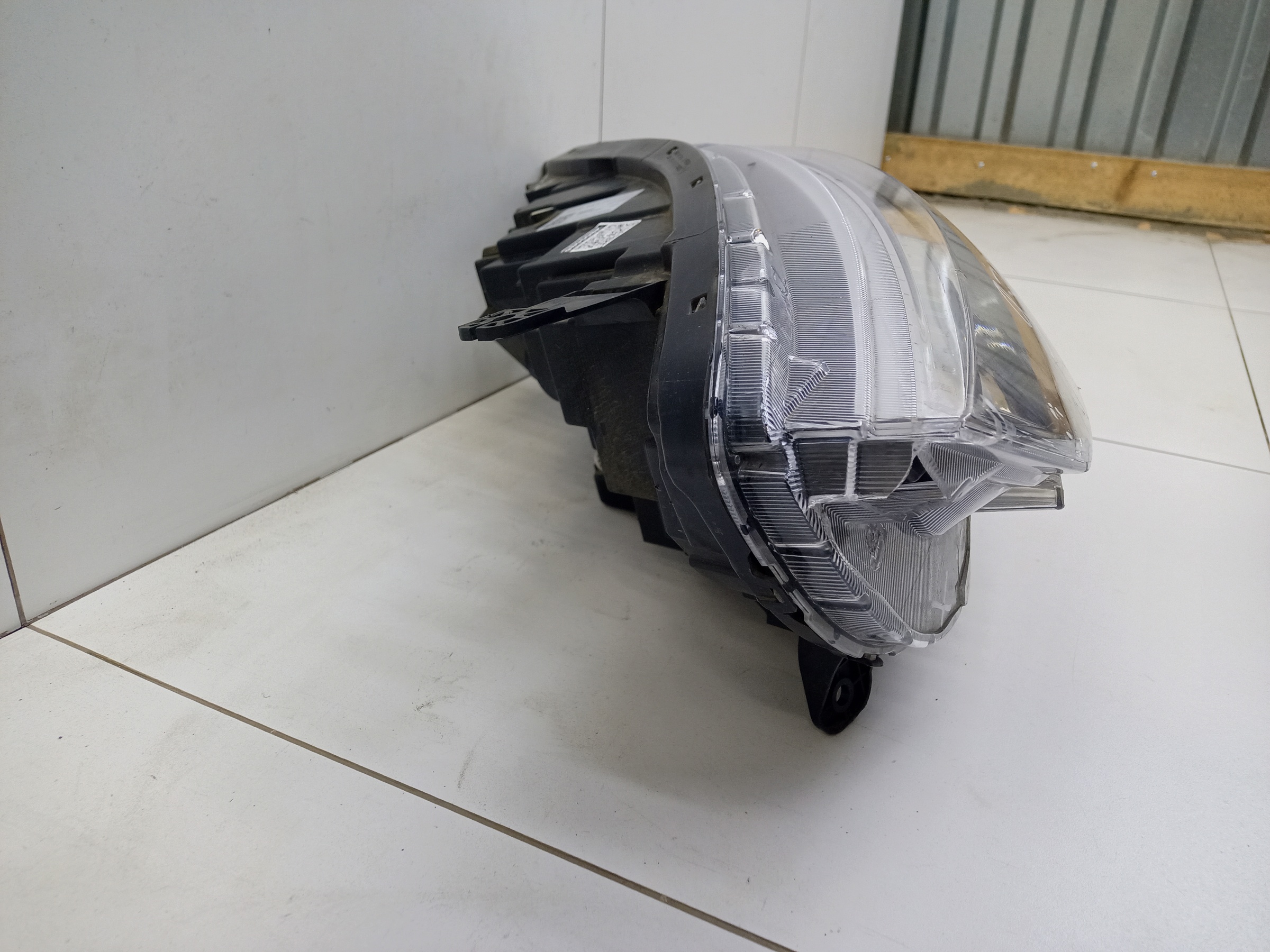 Фара передняя левая Haval Jolion LED