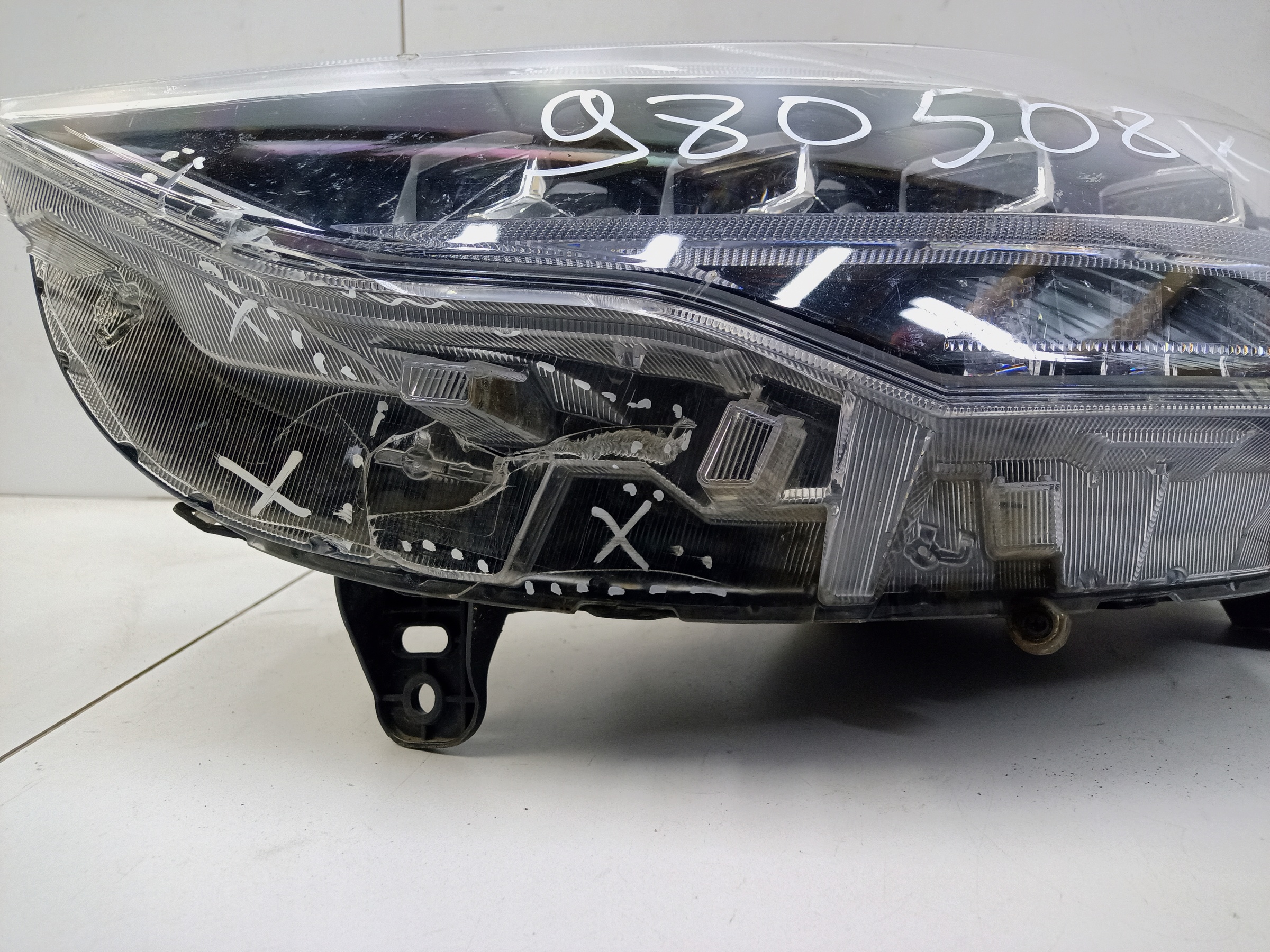 Фара передняя левая Haval Jolion LED