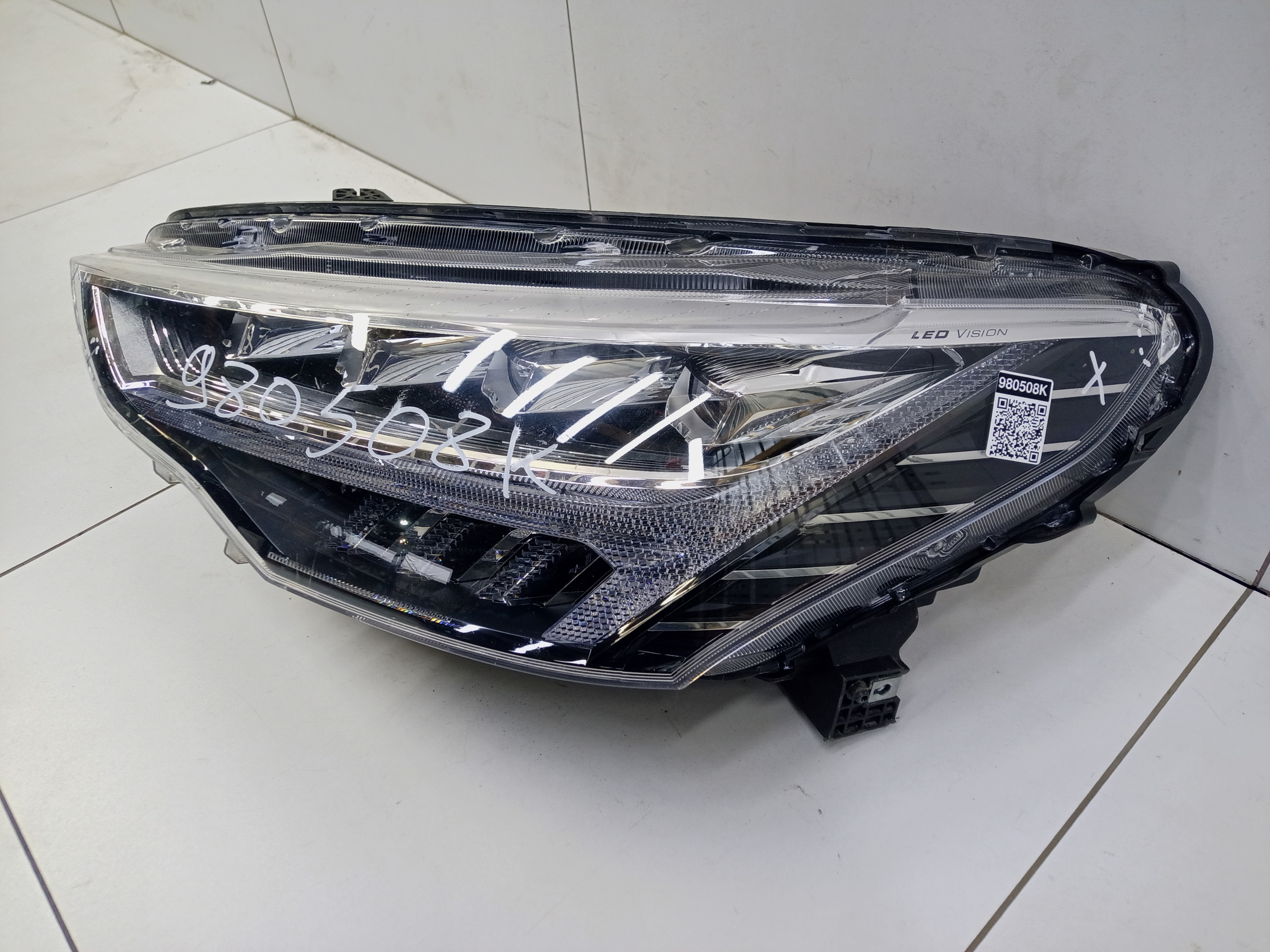 Фара передняя левая Haval Jolion LED