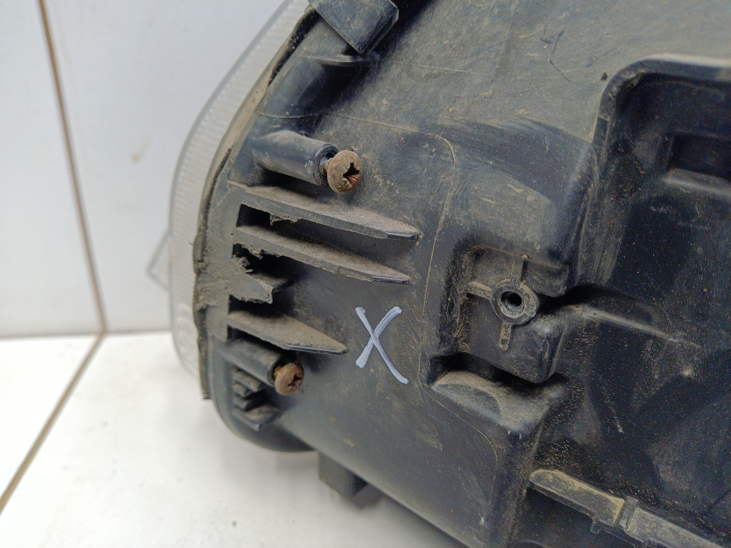 Фара передняя правая Skoda Octavia A7 ксенон