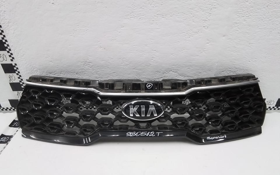 Решётка радиатора Kia Sorento 4