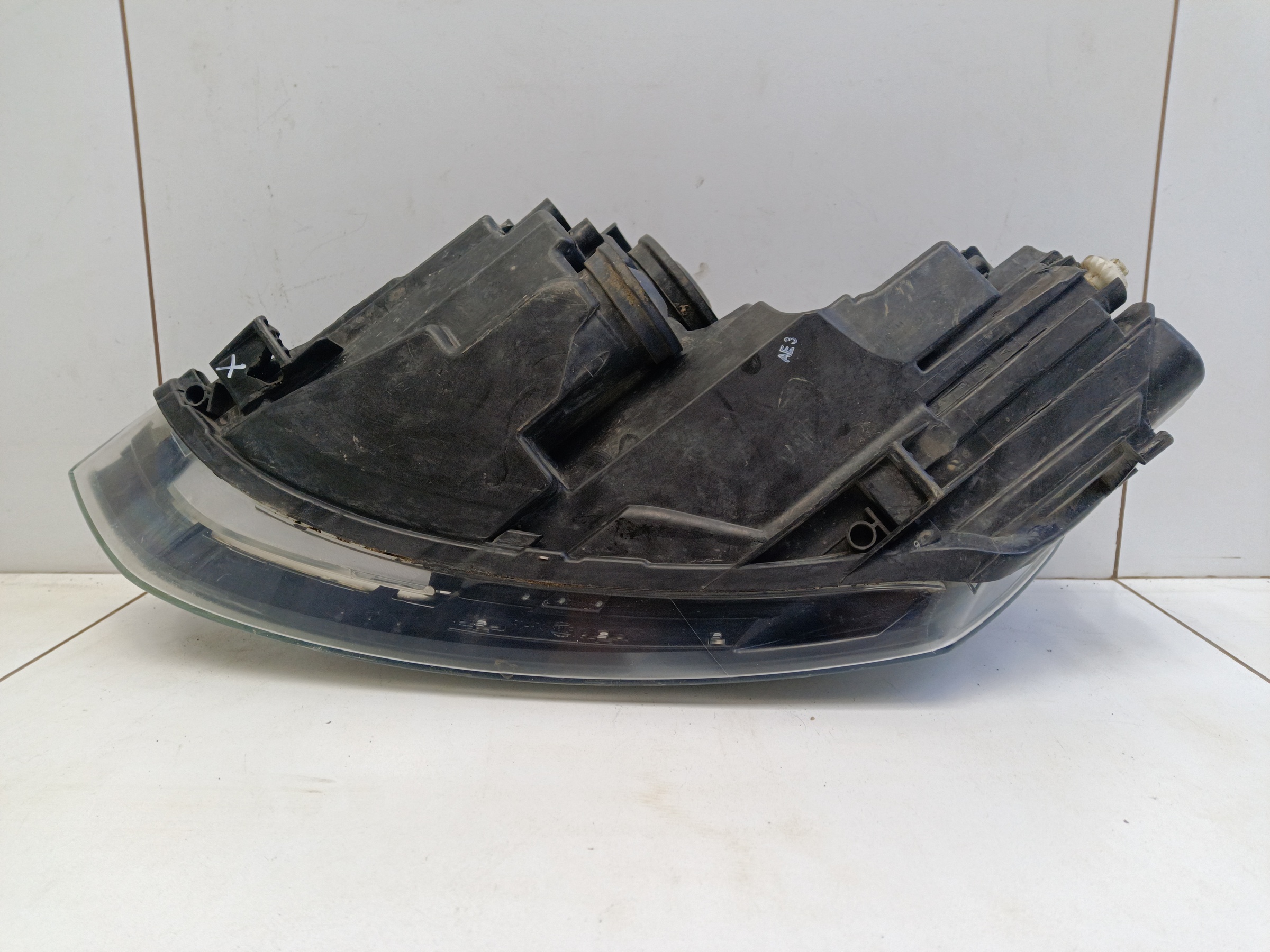 Фара передняя правая Volkswagen Polo 5 Sedan Restail галоген