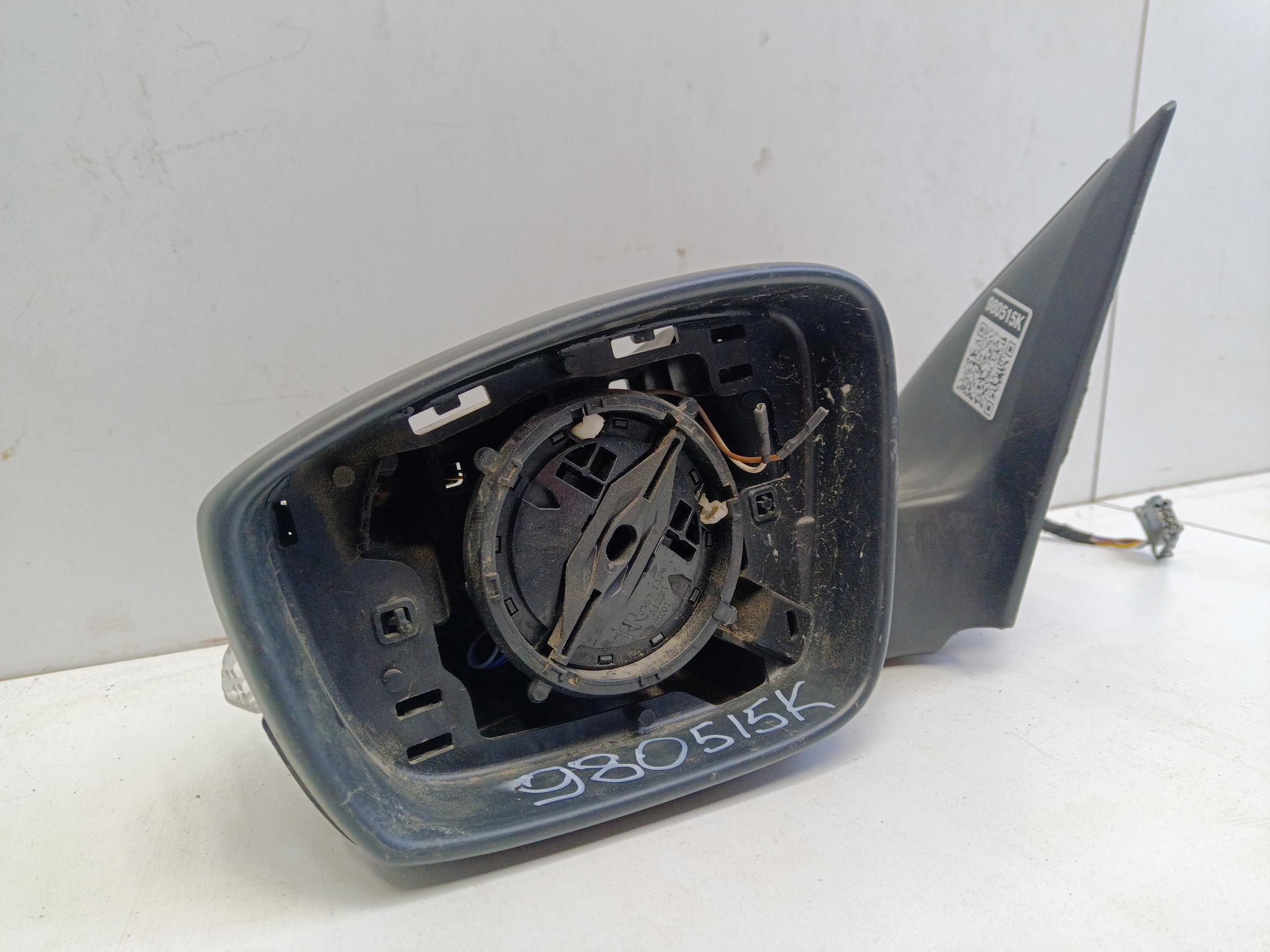 Зеркало левое Skoda Rapid 1 6 контактов
