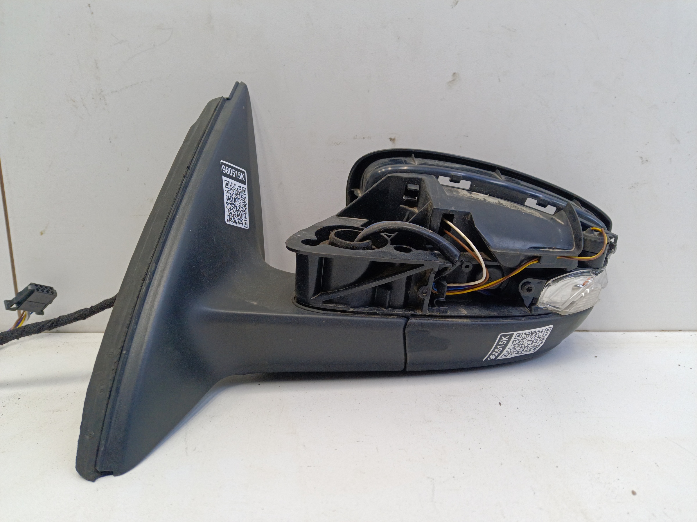 Зеркало левое Skoda Rapid 1 6 контактов